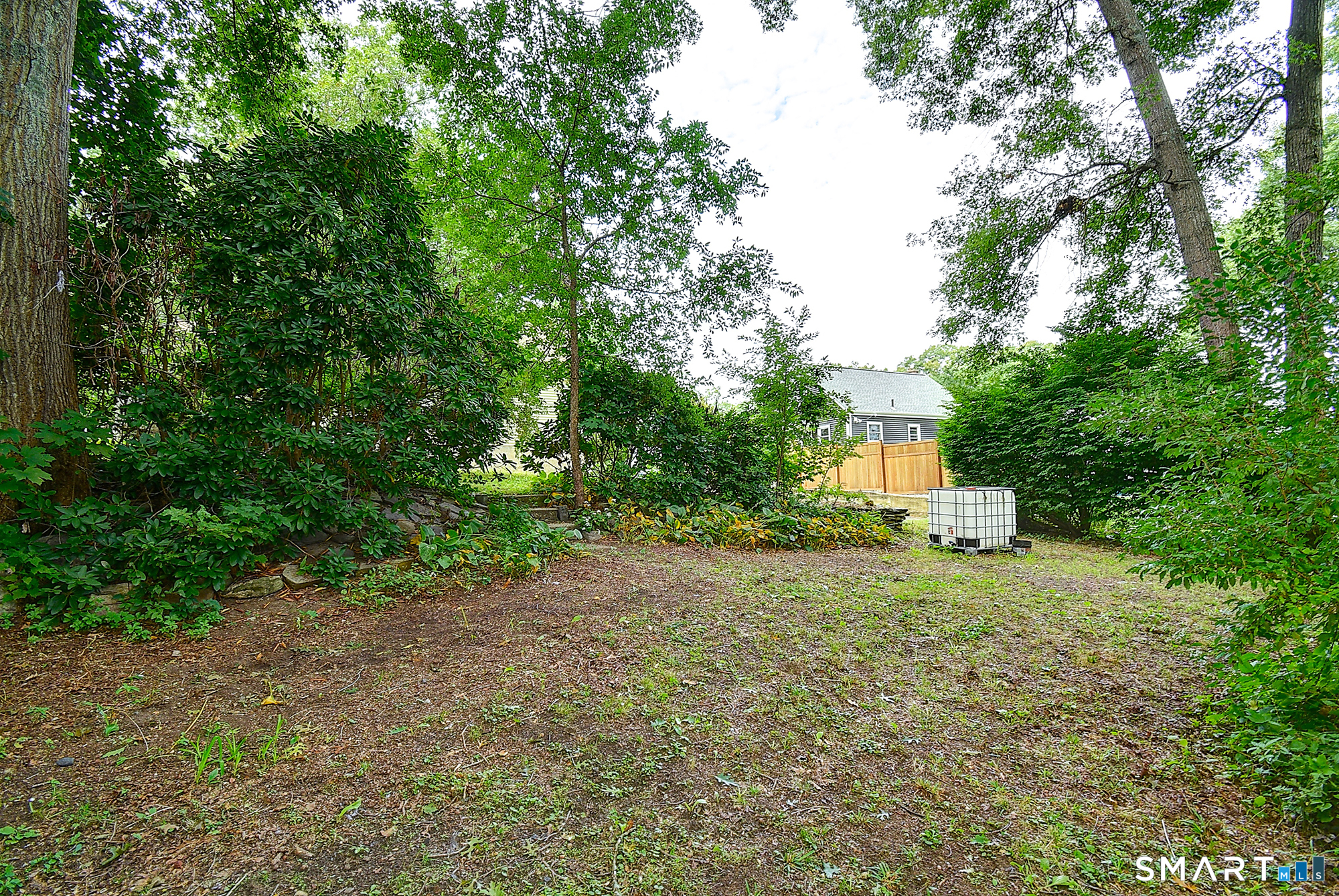 349 Mansfield Avenue Property Photo 9
