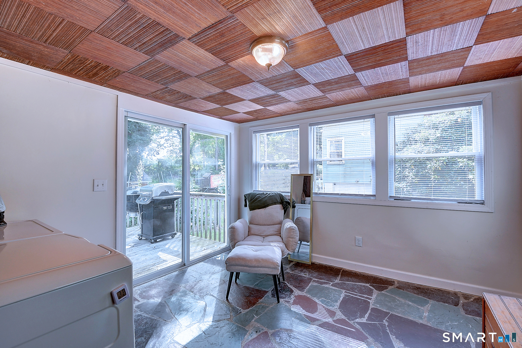 349 Mansfield Avenue Property Photo 34