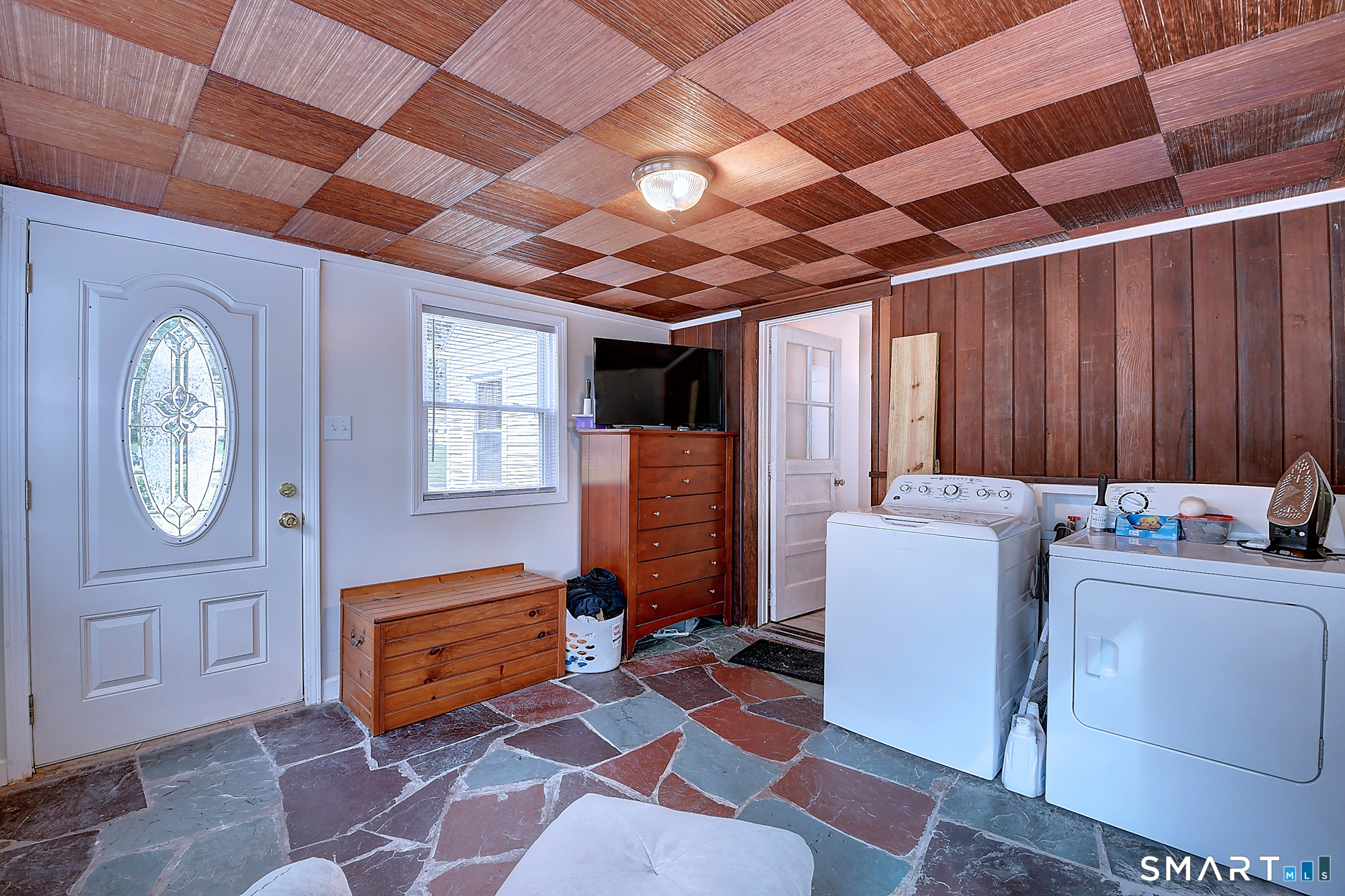 349 Mansfield Avenue Property Photo 35