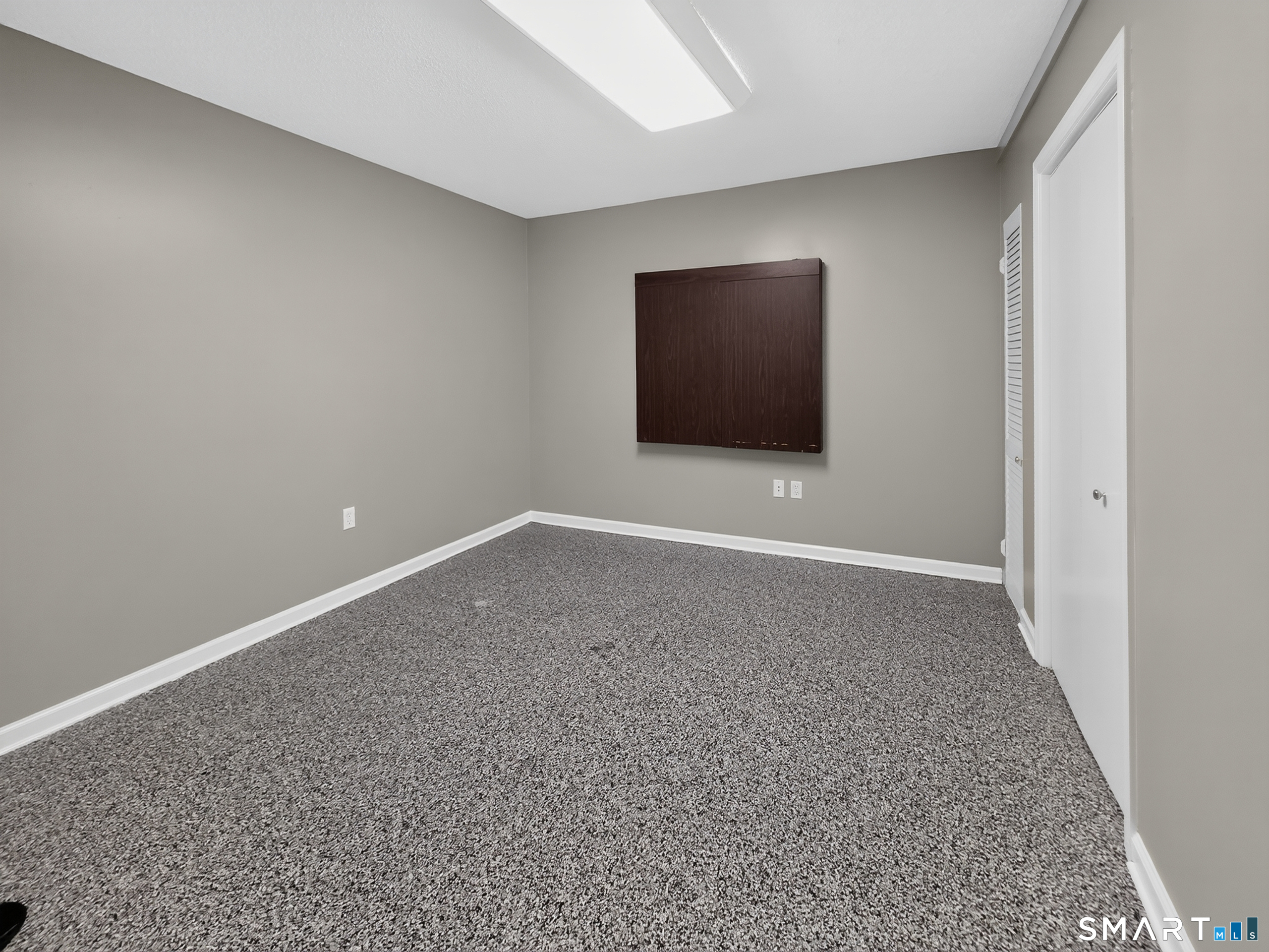 2514 Boston Post C9 Road Property Photo 6