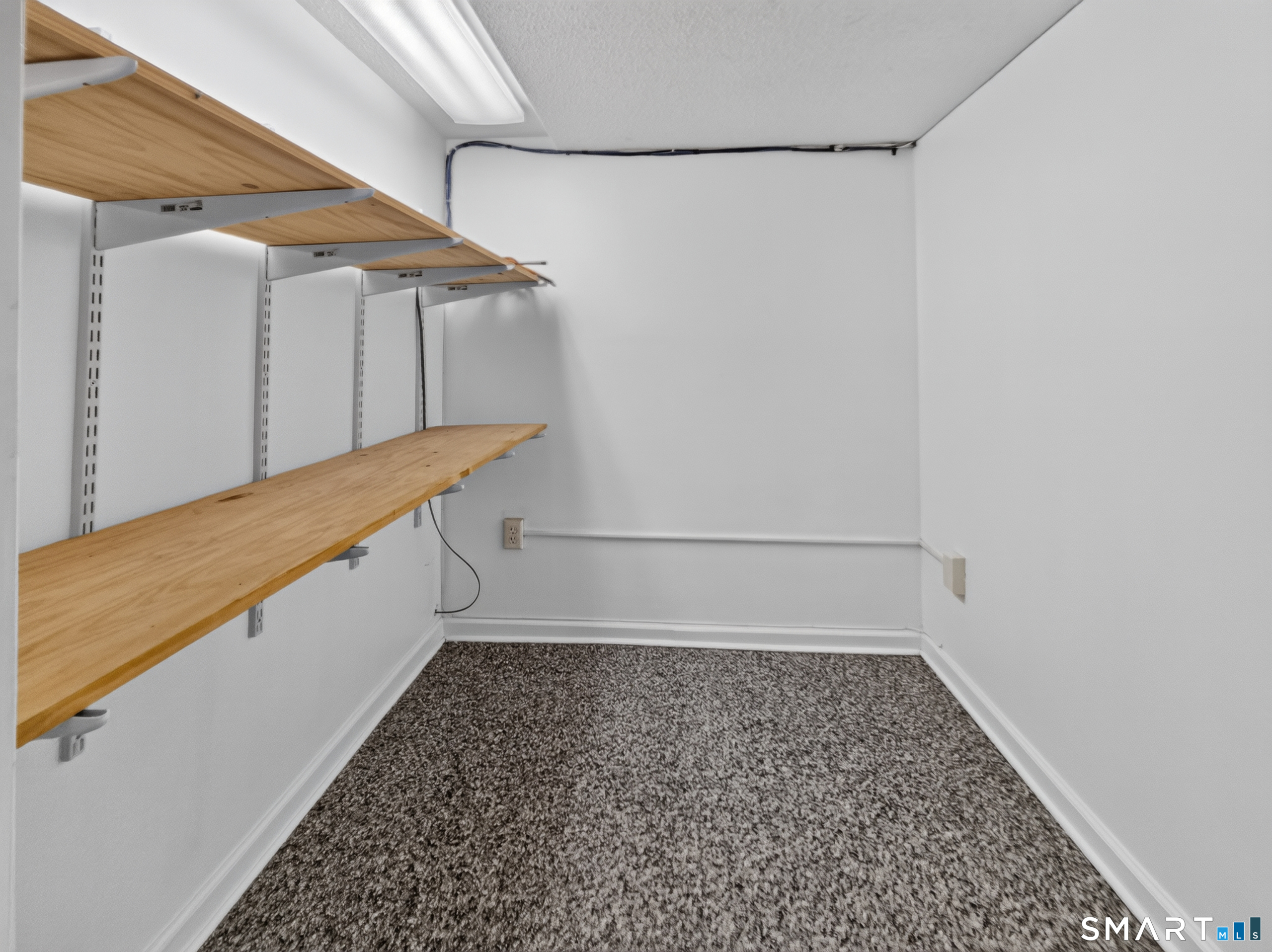 2514 Boston Post C9 Road Property Photo 8