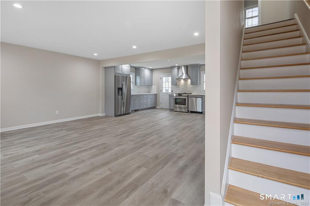 10 Grace Street Property Photo 18