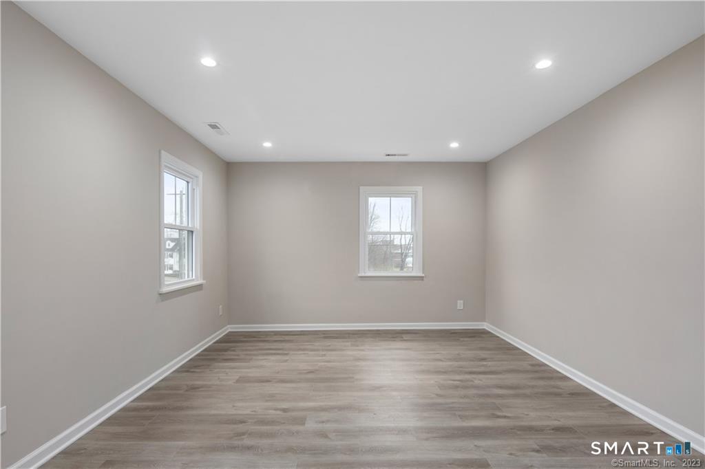 10 Grace Street Property Photo 22