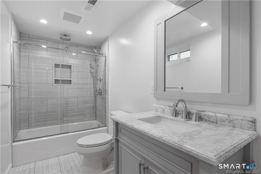 10 Grace Street Property Photo 32
