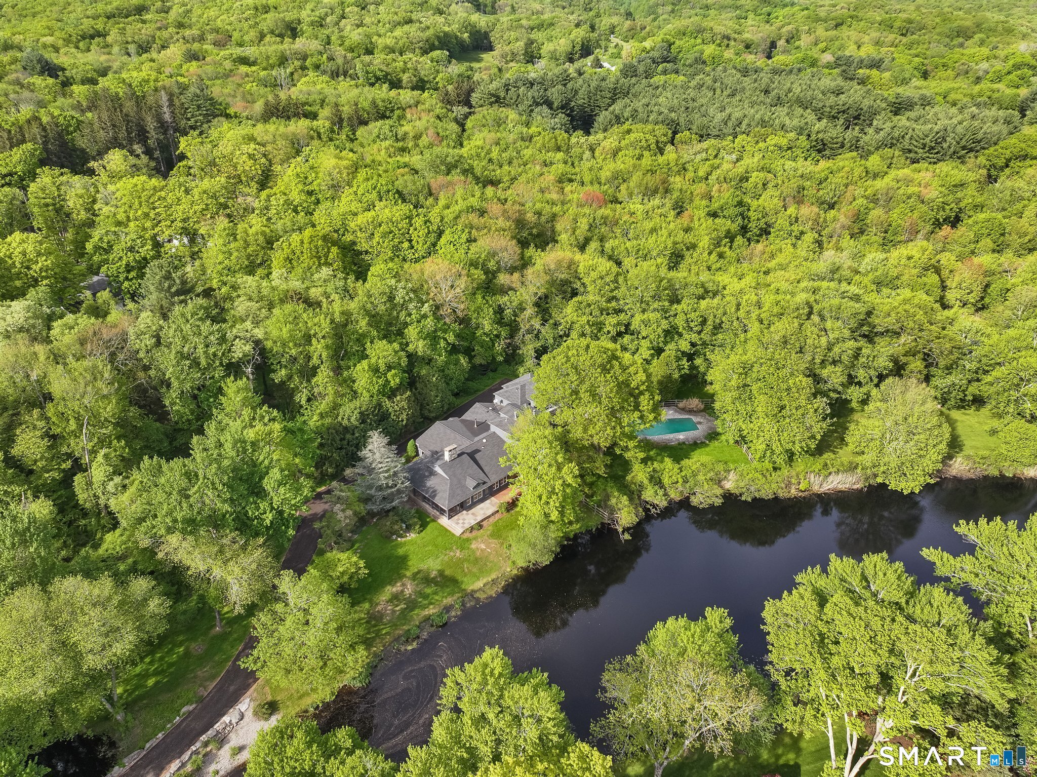 6 Old Orchard Drive Property Photo 29