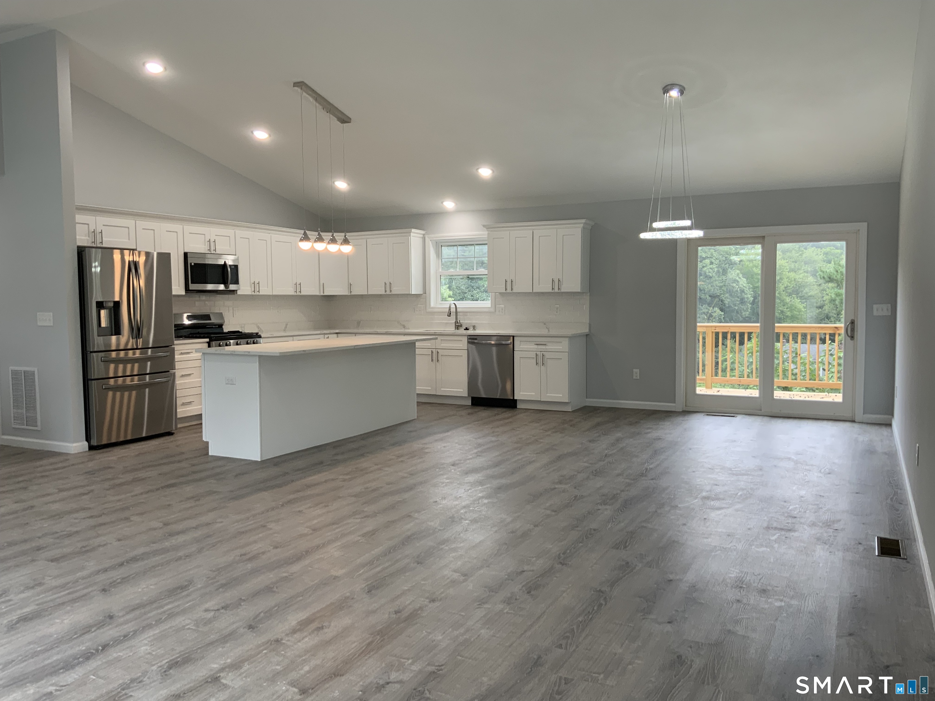 109 Sycaway Street Property Photo 2