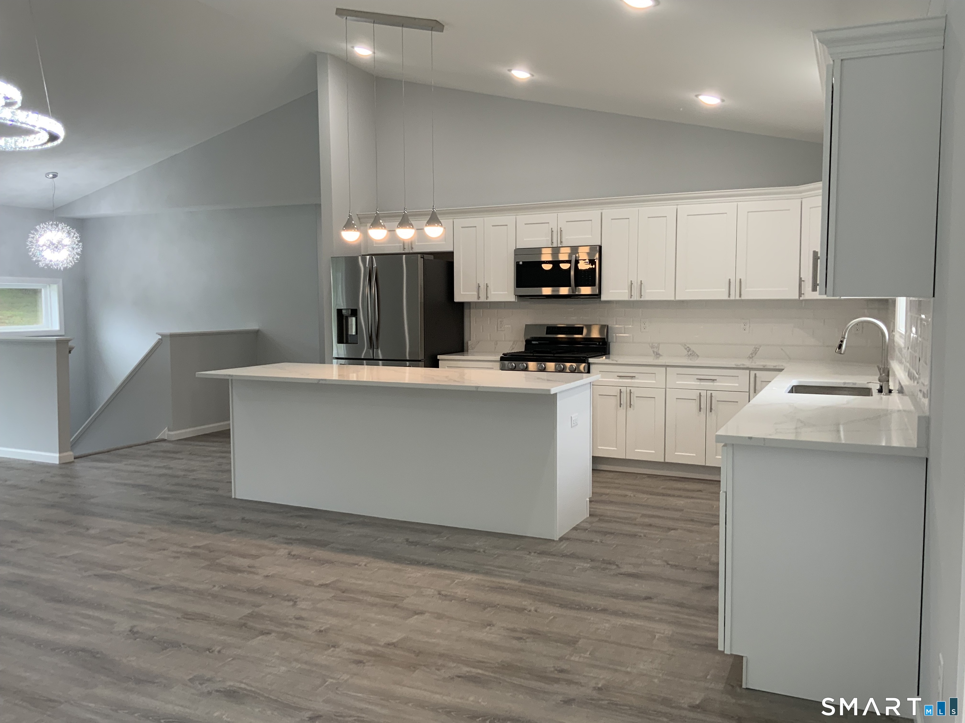 109 Sycaway Street Property Photo 3