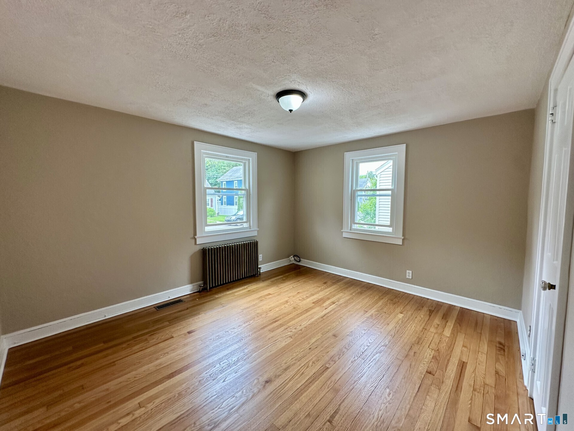 33 Emerson Street Property Photo 21
