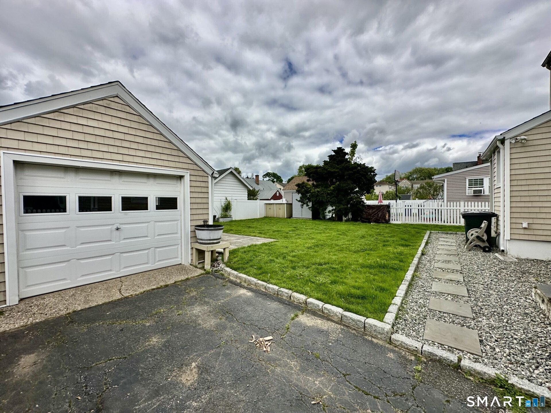 33 Emerson Street Property Photo 37