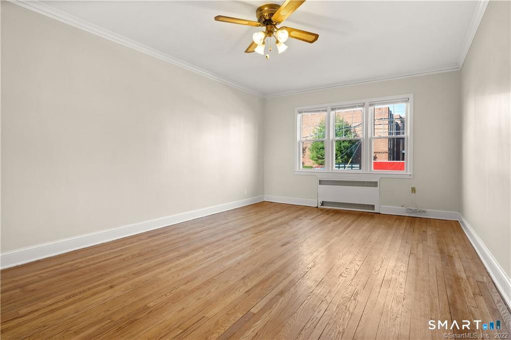 4 Highland B3 Street Property Photo 2