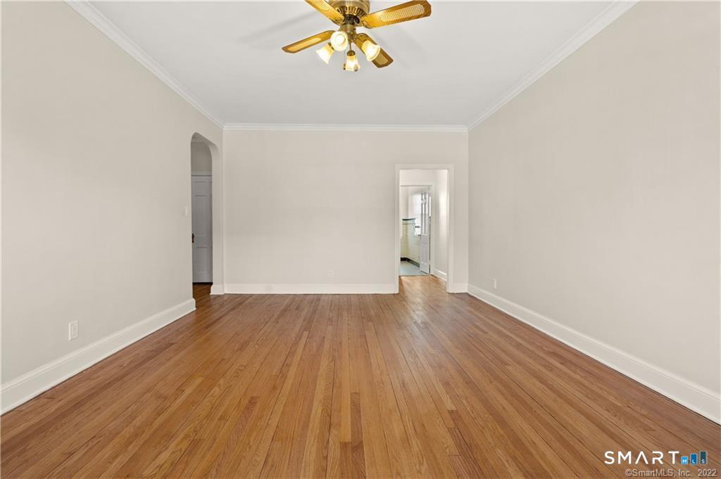 4 Highland B3 Street Property Photo 8