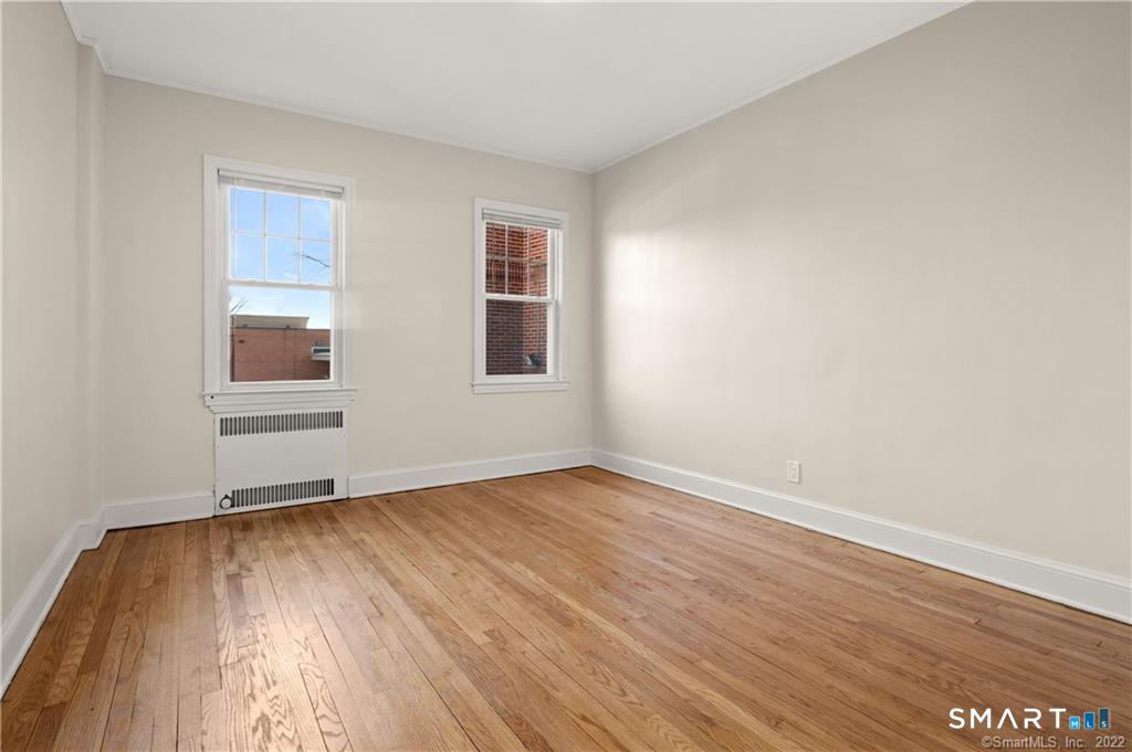 4 Highland B3 Street Property Photo 25