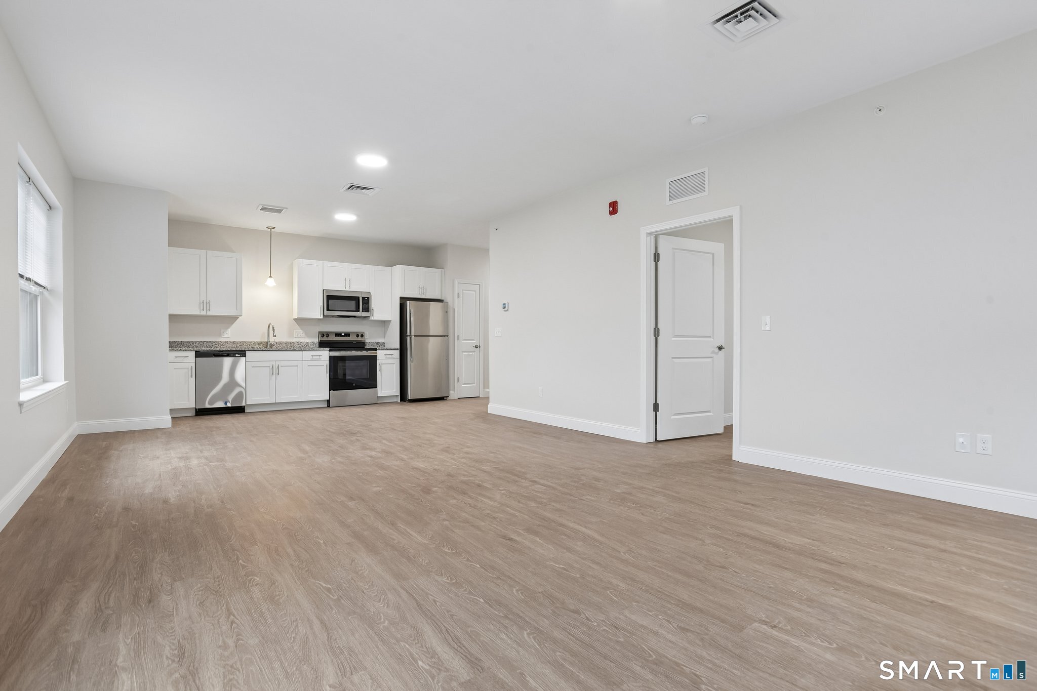 55 Steele 306 Boulevard Property Photo 5