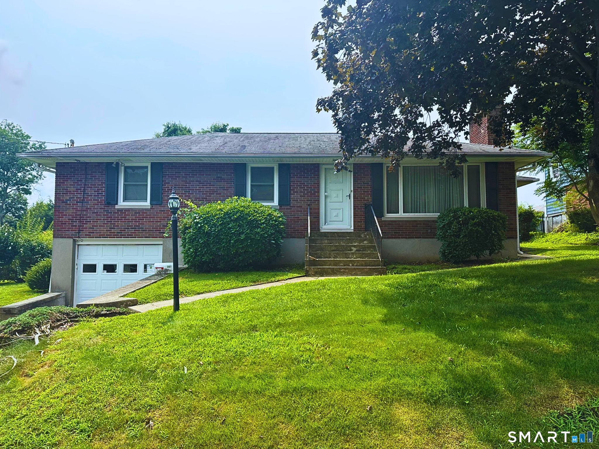 307 Highland Drive Property Photo 1