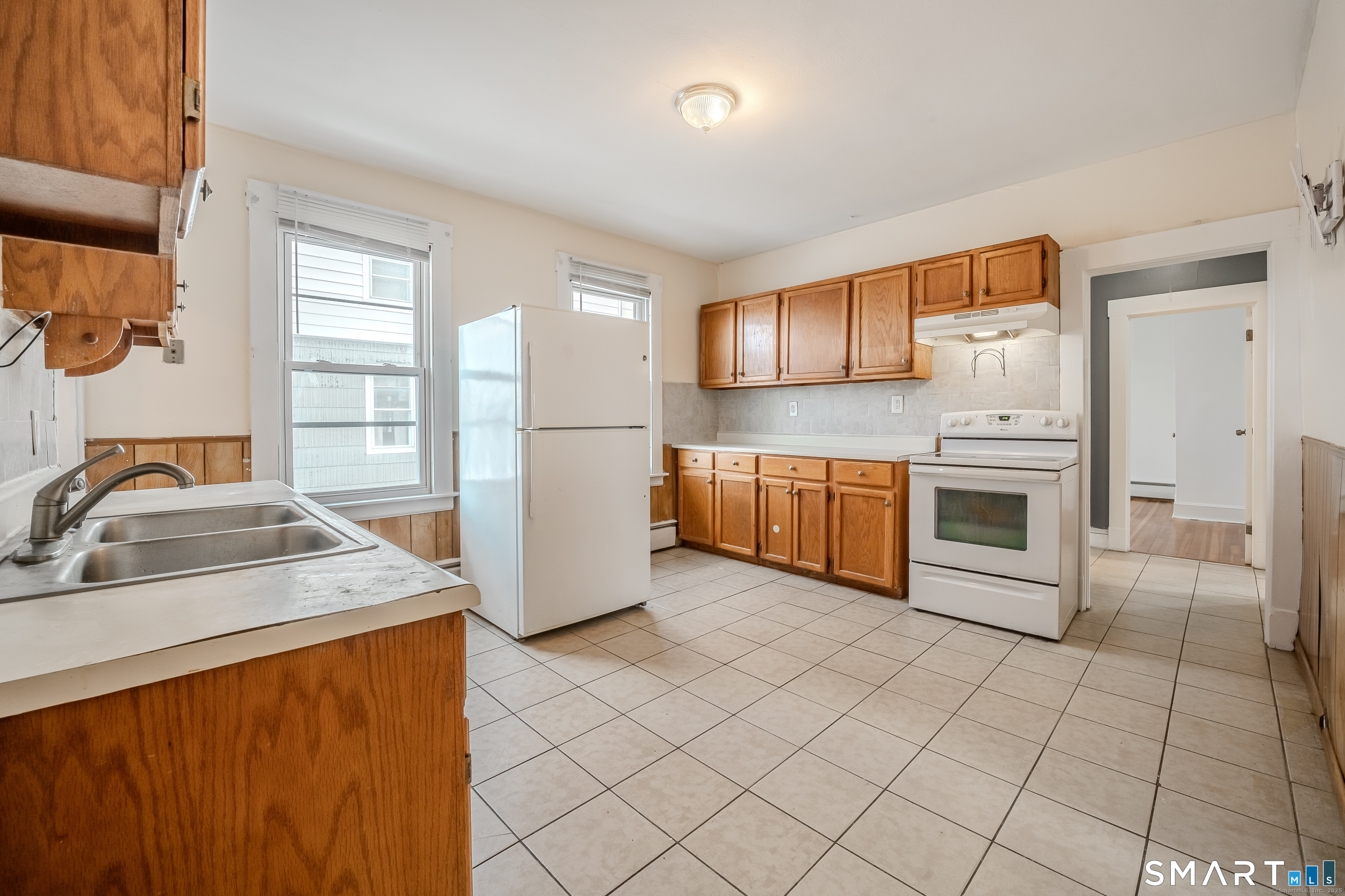 422 Allen Street Property Photo 2
