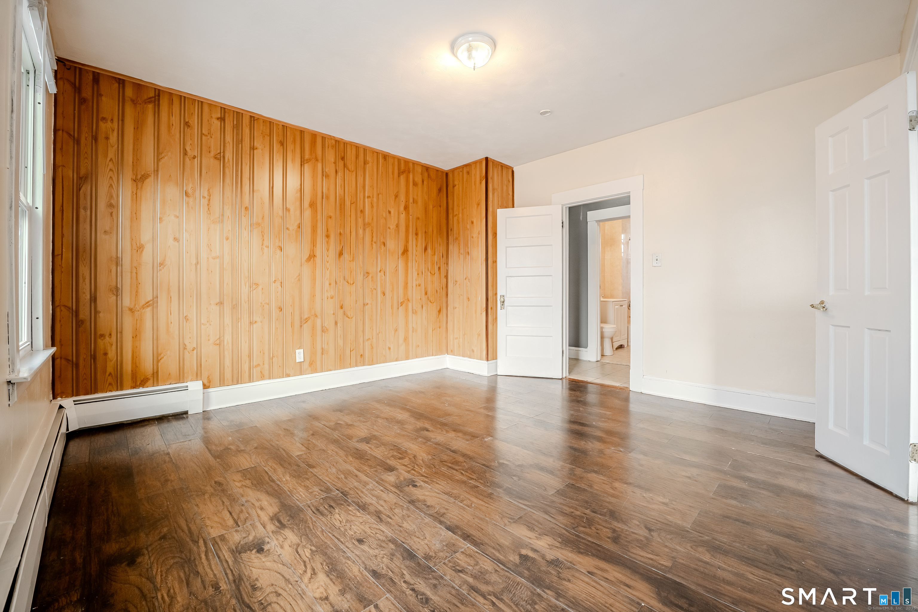 422 Allen Street Property Photo 9