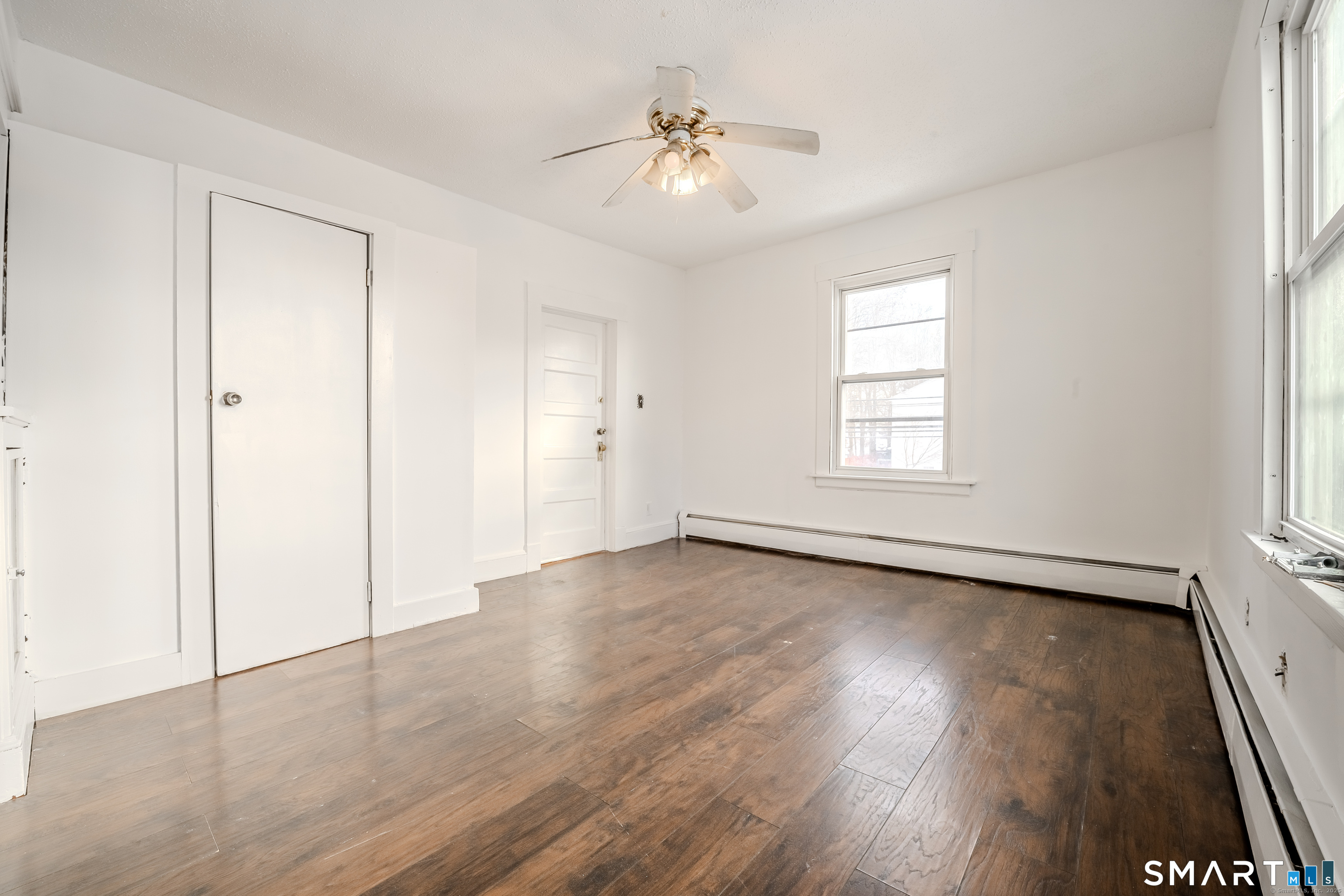 422 Allen Street Property Photo 14