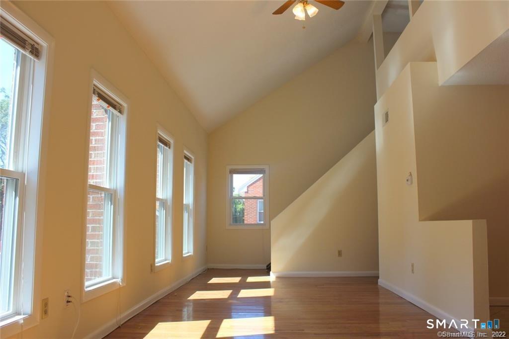 945 State A Street Property Photo 2