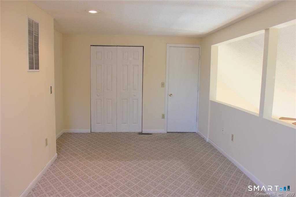 945 State A Street Property Photo 10