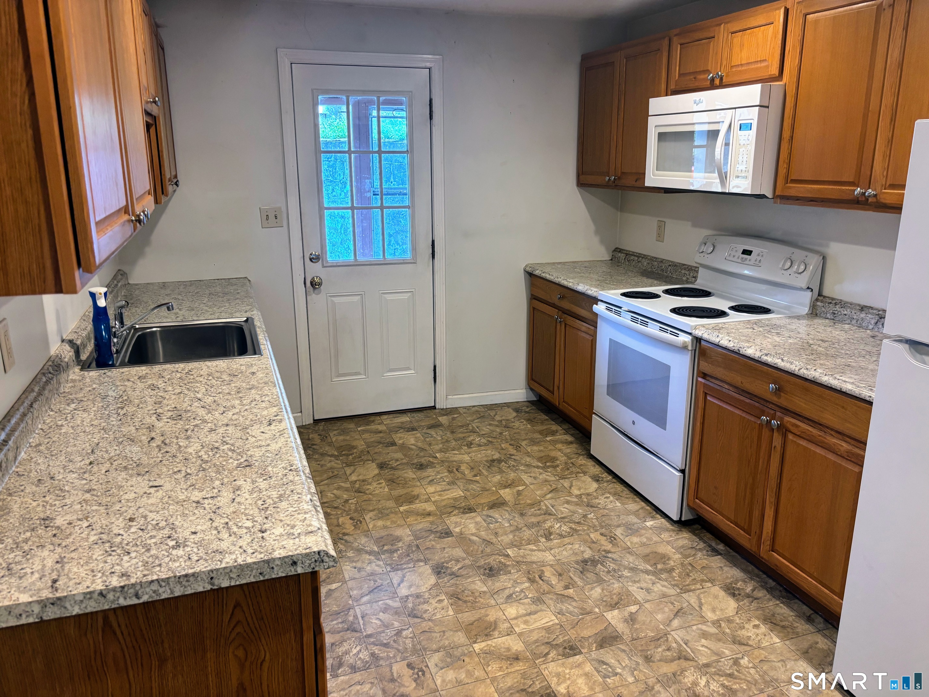 64 Winter Avenue Property Photo 2