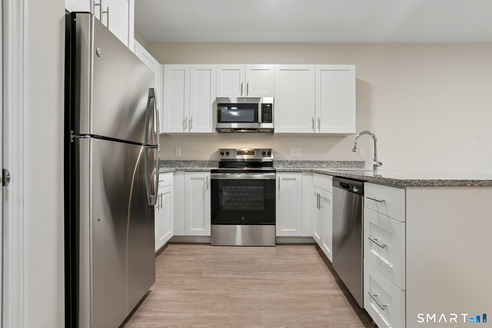 55 Steele 217 Boulevard Property Photo 1
