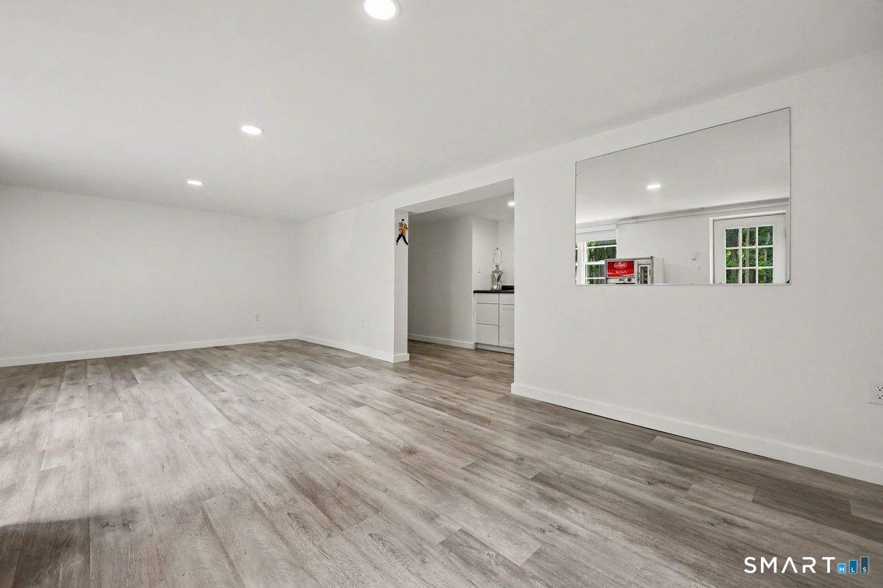 48 Mulberry Road Property Photo 31