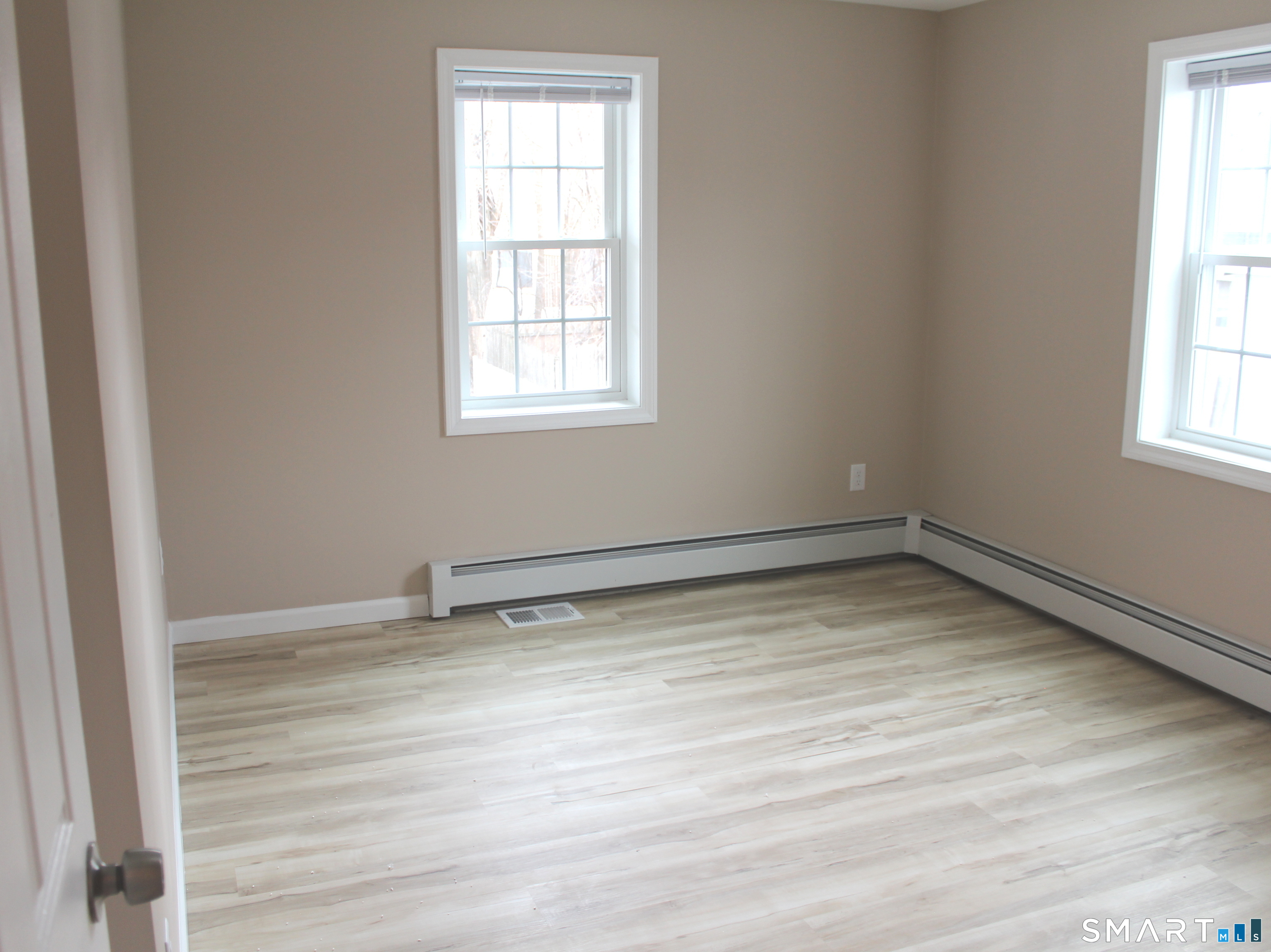 11 Glastonbury Avenue Property Photo 5
