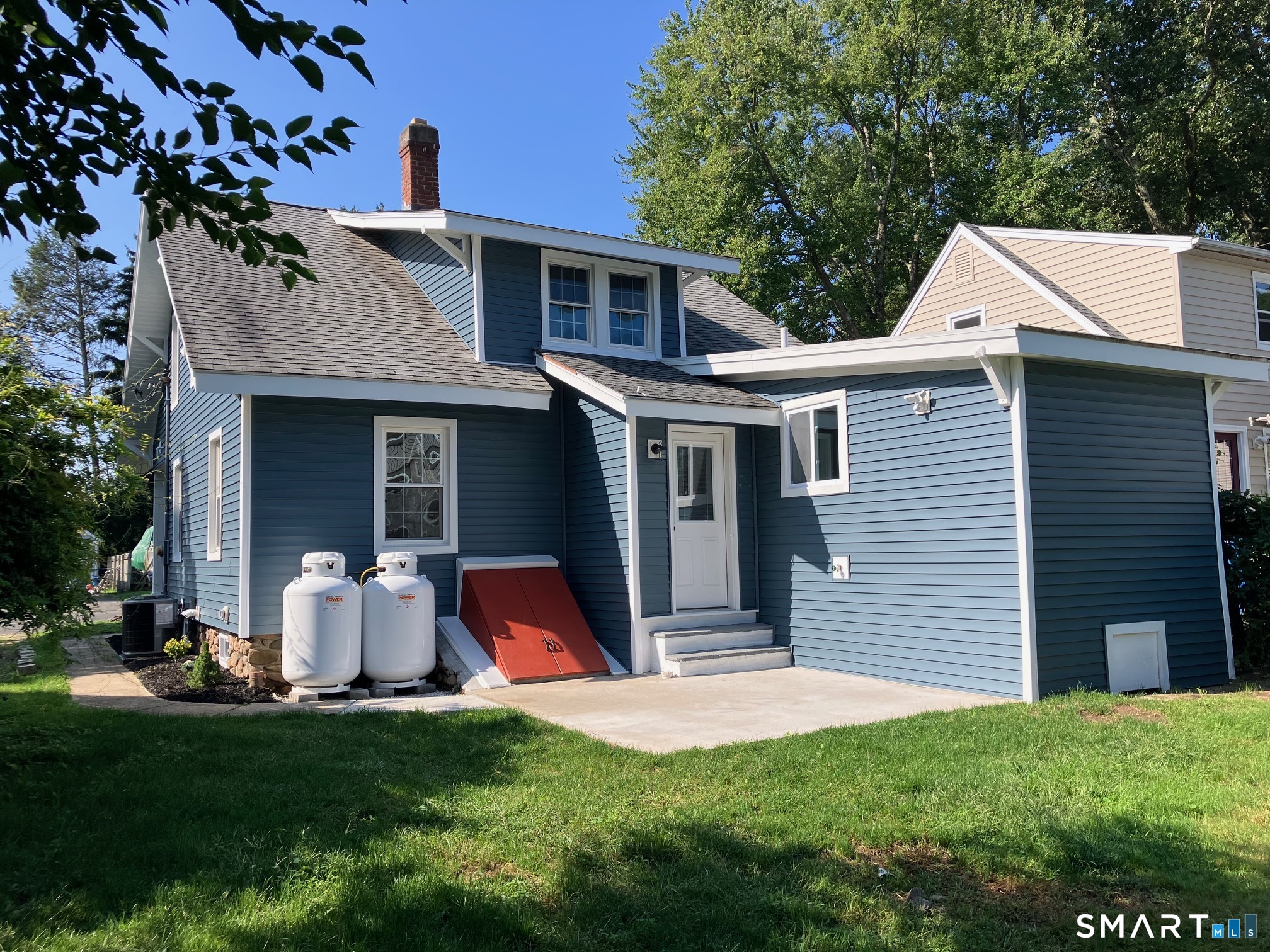48 Hobson Avenue Property Photo 4
