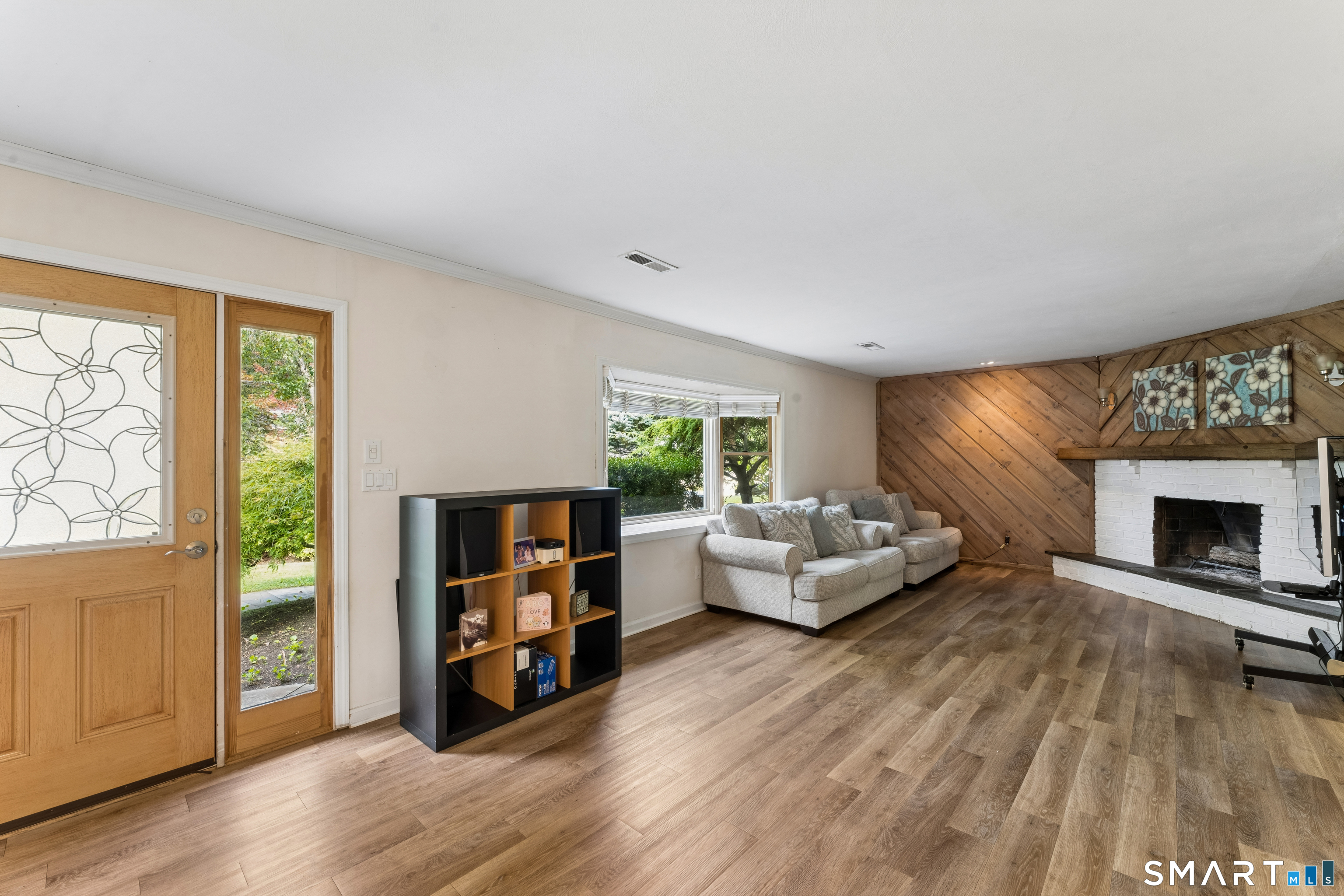 13 Allen Road Property Photo 5