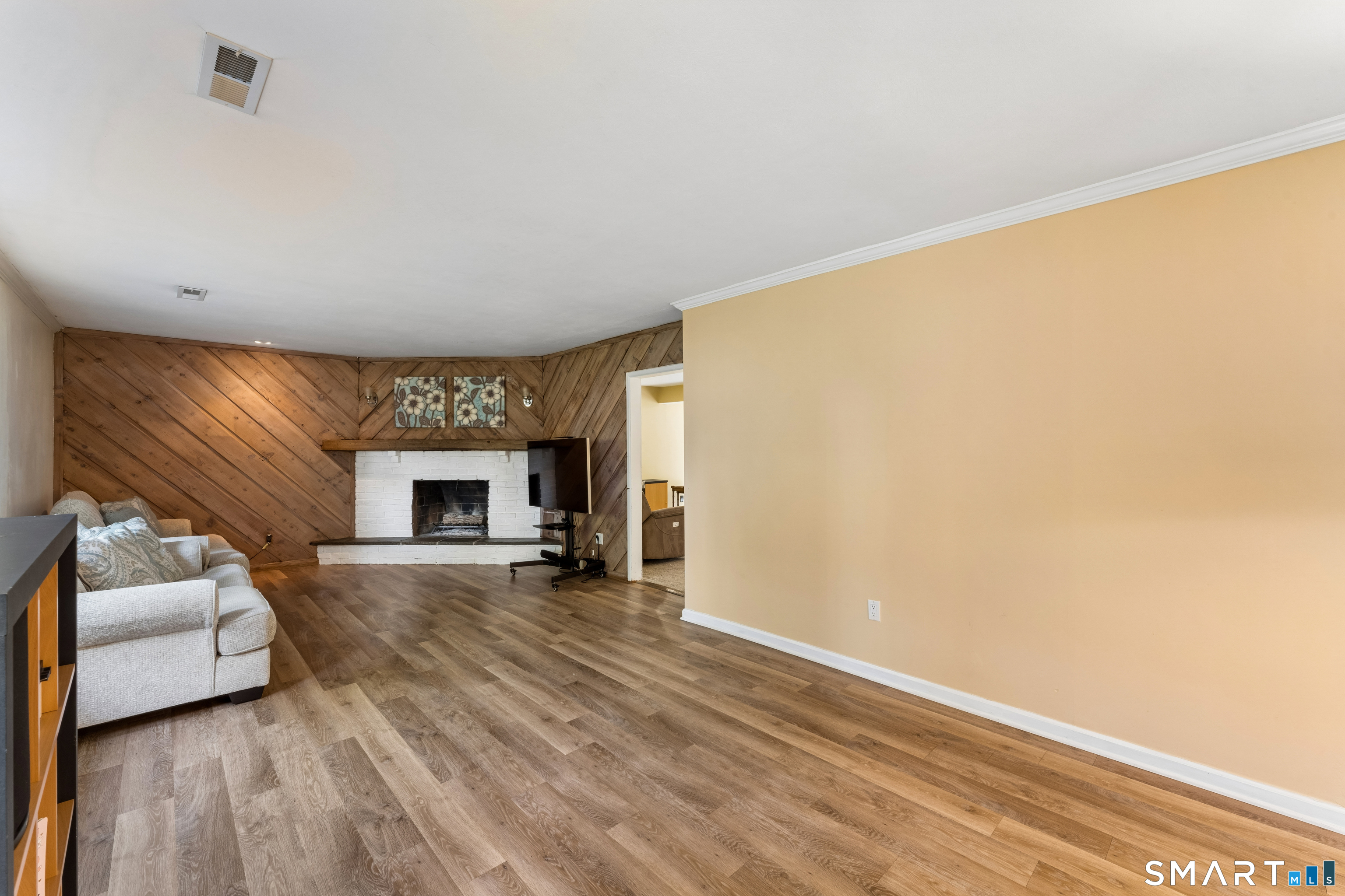 13 Allen Road Property Photo 6