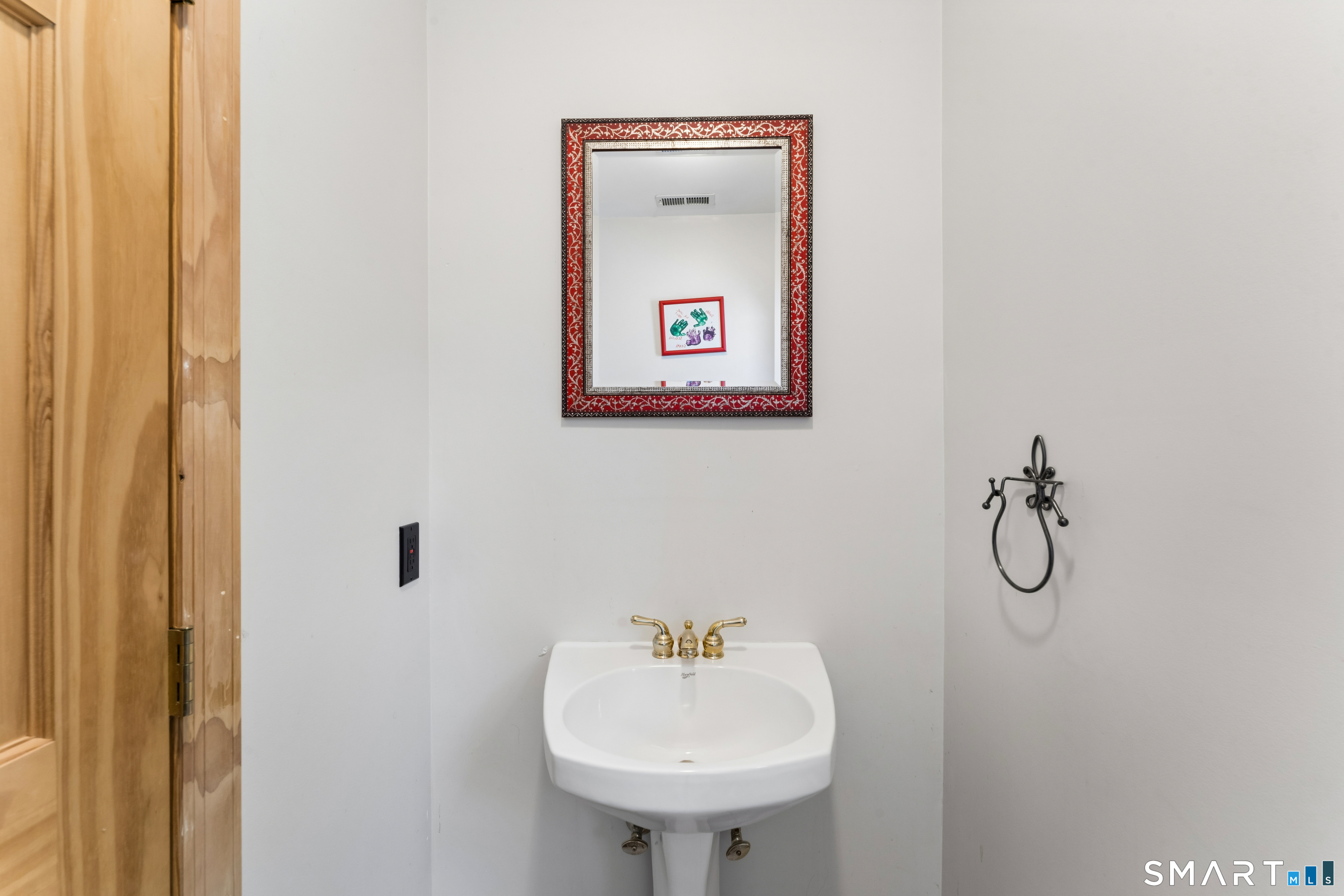 13 Allen Road Property Photo 36