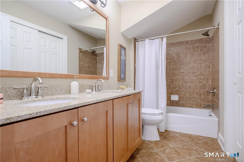14 Great Hill 14 Drive Property Photo 25