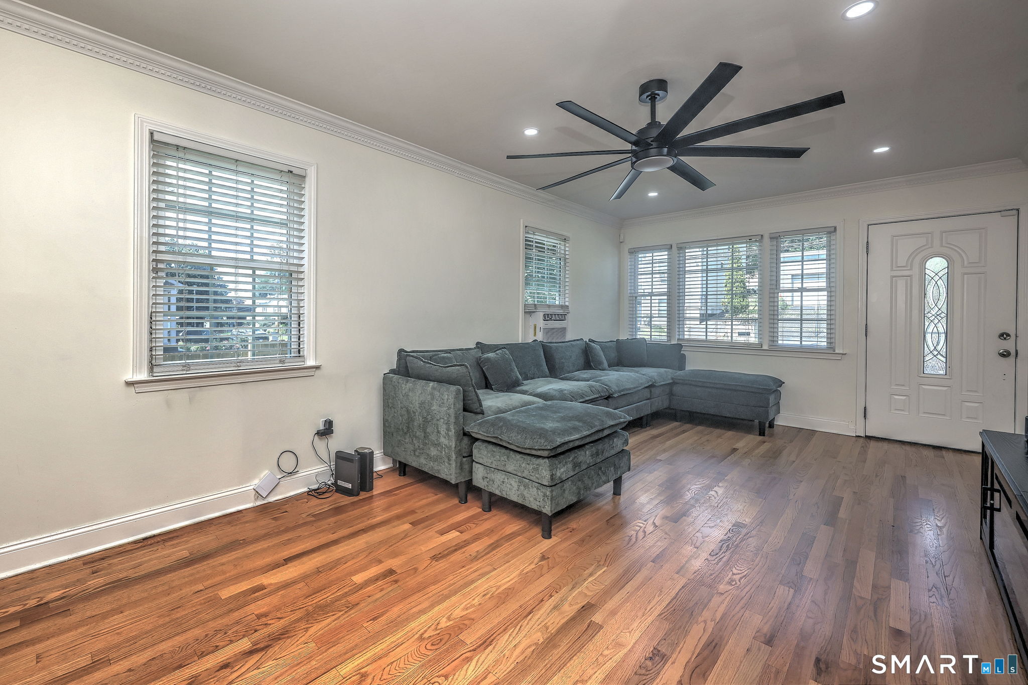 24201723 Property Photo 5