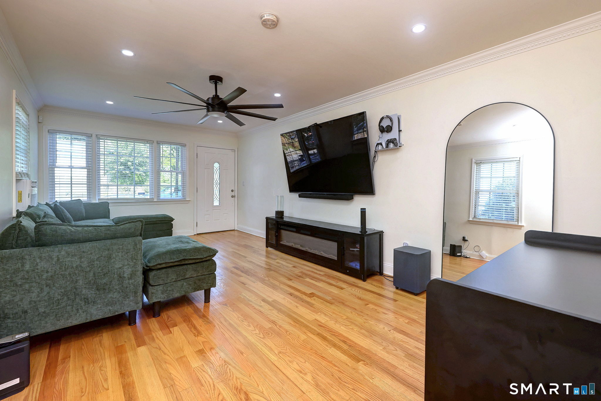 24201723 Property Photo 7