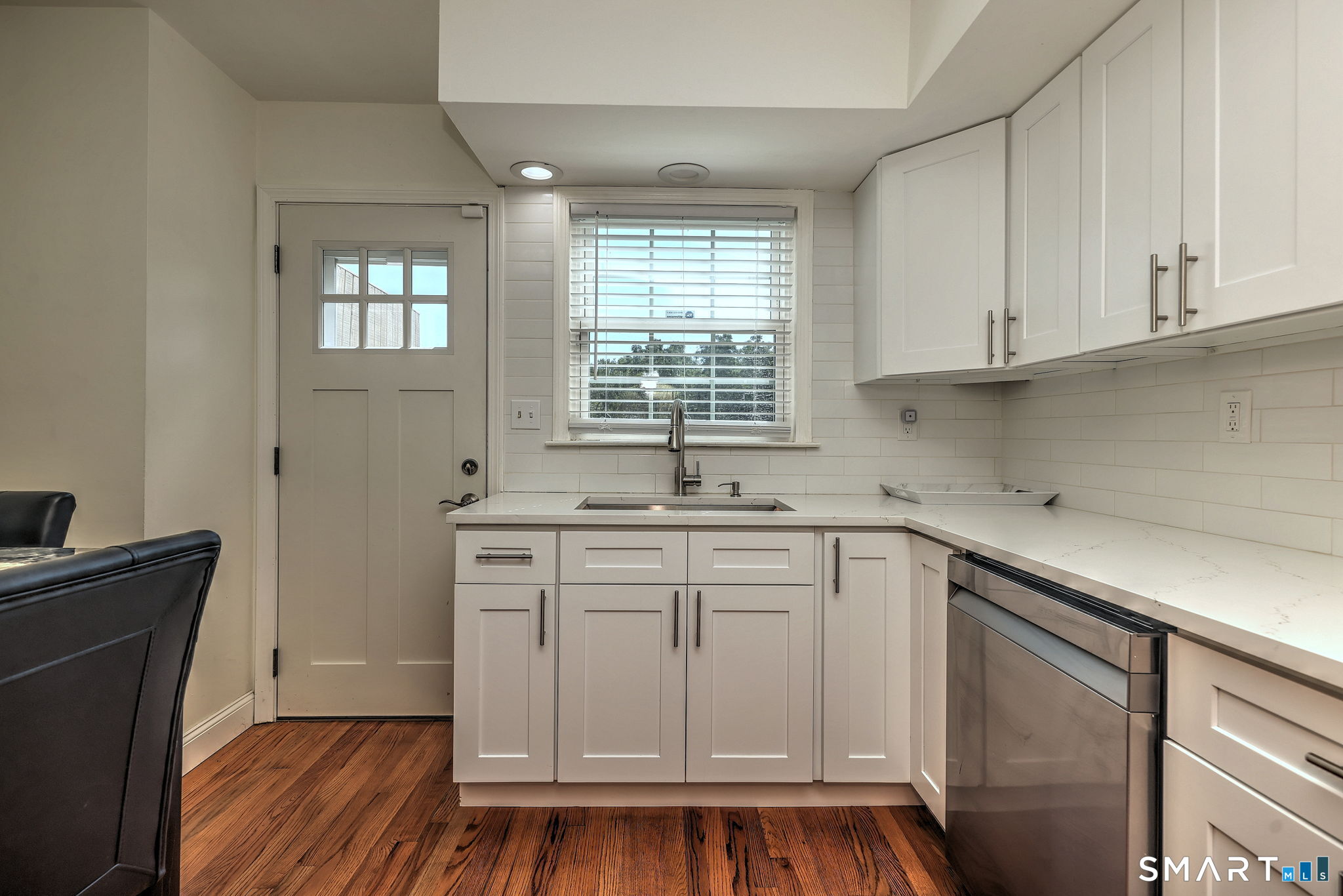 24201723 Property Photo 11