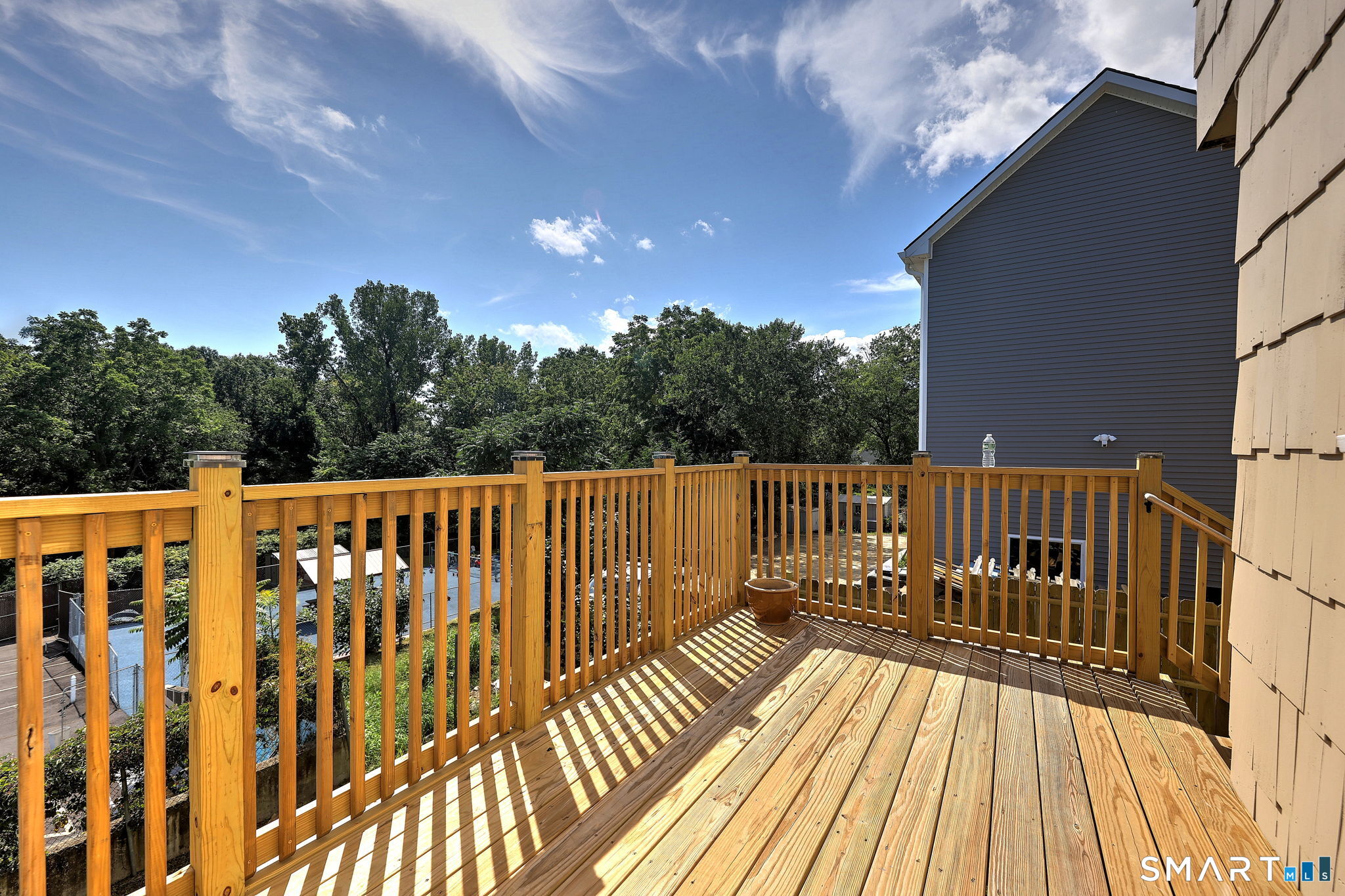 24201723 Property Photo 35