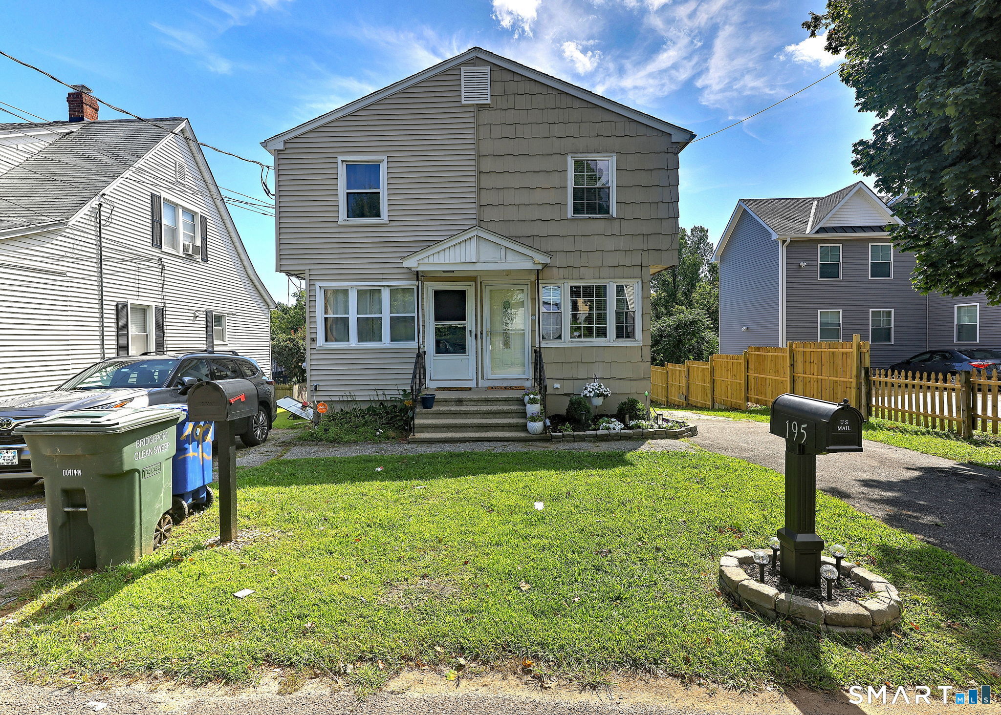 24201723 Property Photo 39