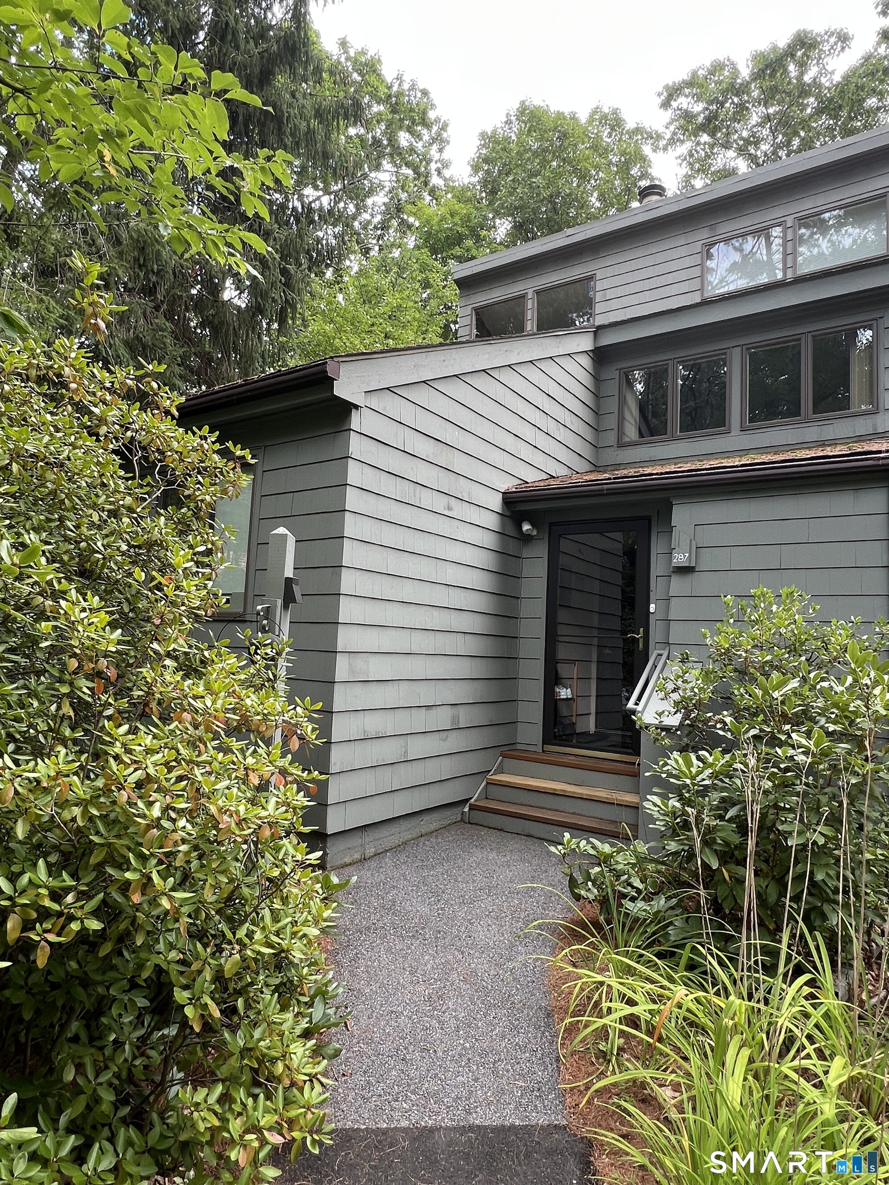 287 Cliffside Drive Property Photo 1