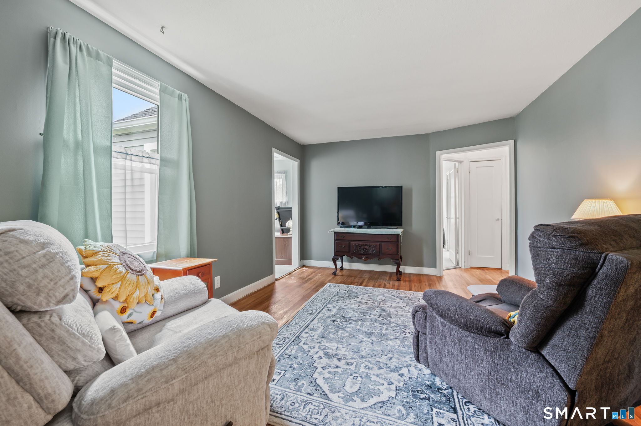 80 Suffolk Drive Property Photo 9
