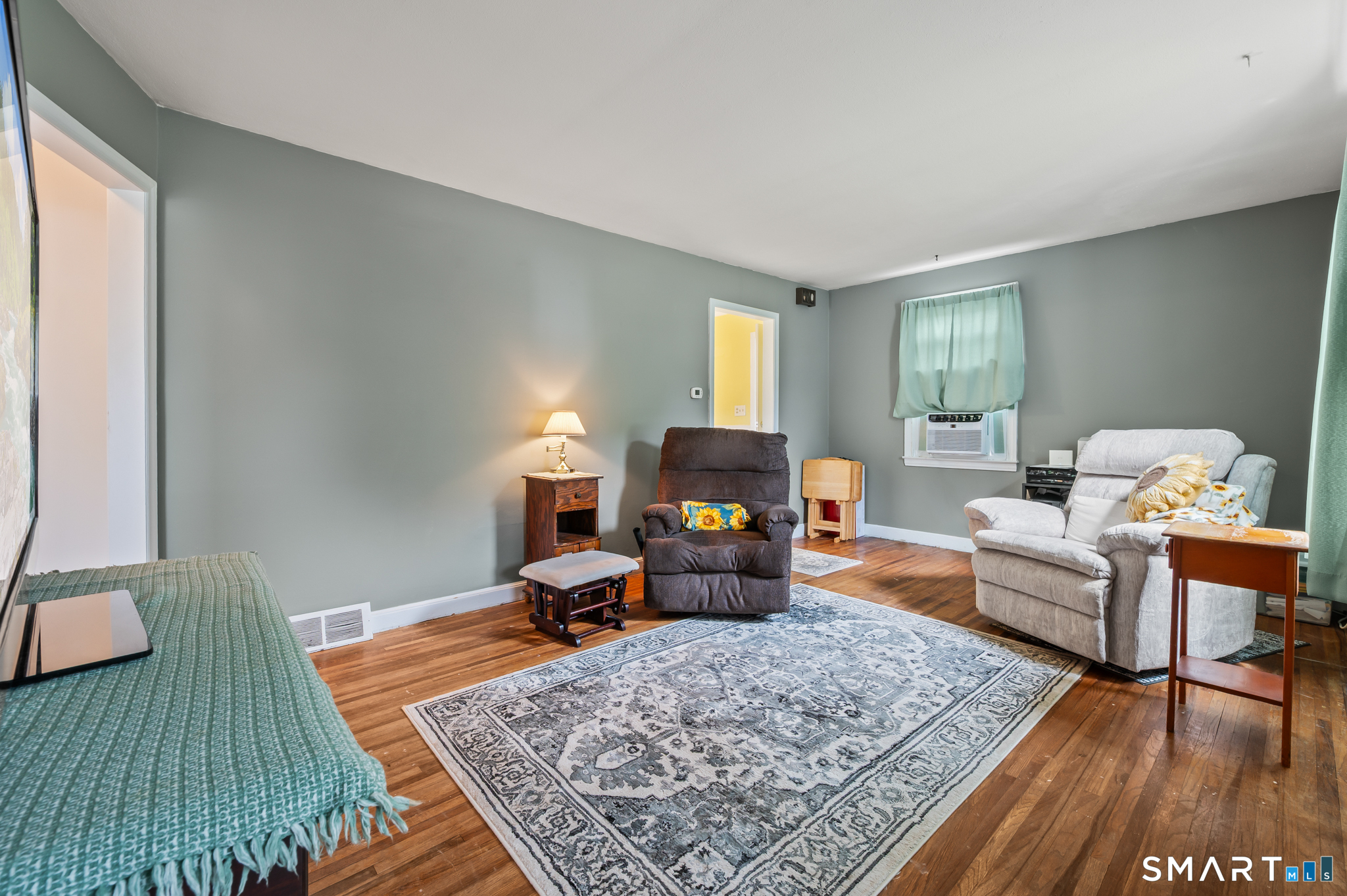 80 Suffolk Drive Property Photo 10