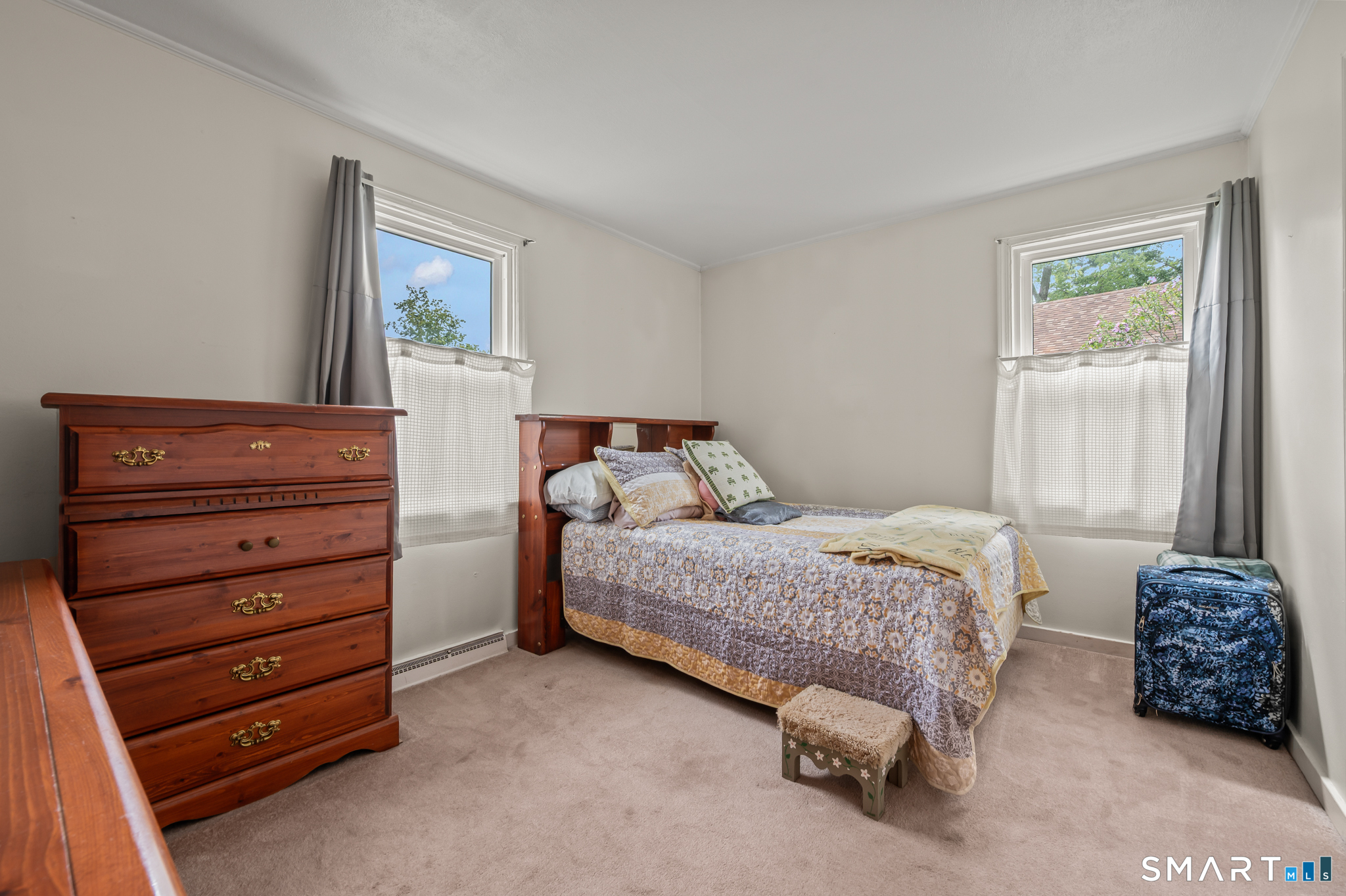 80 Suffolk Drive Property Photo 12