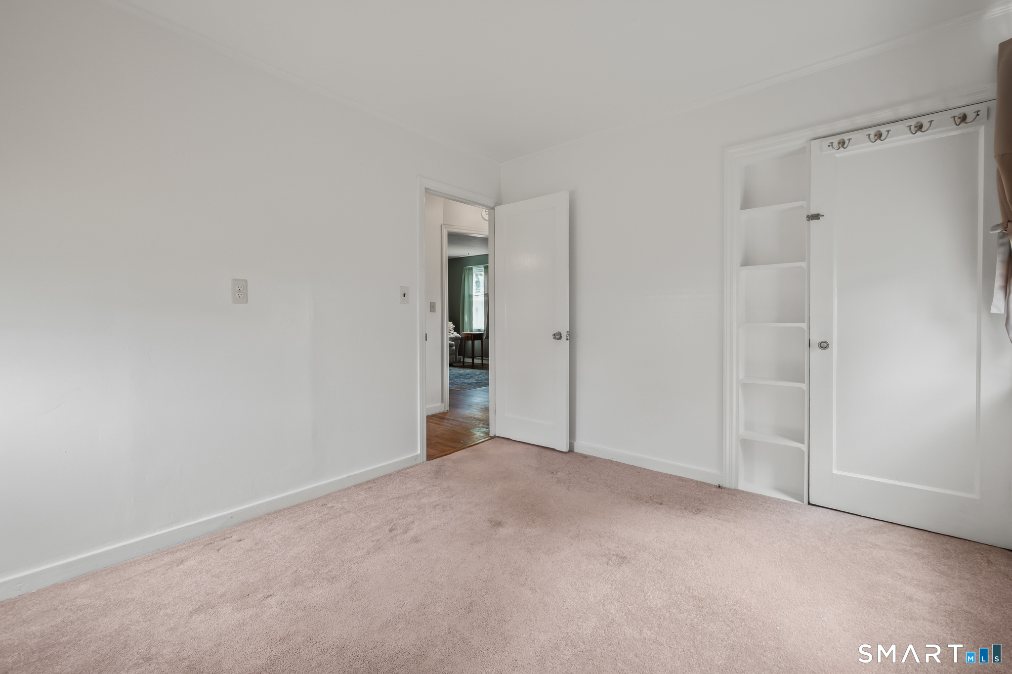 80 Suffolk Drive Property Photo 18