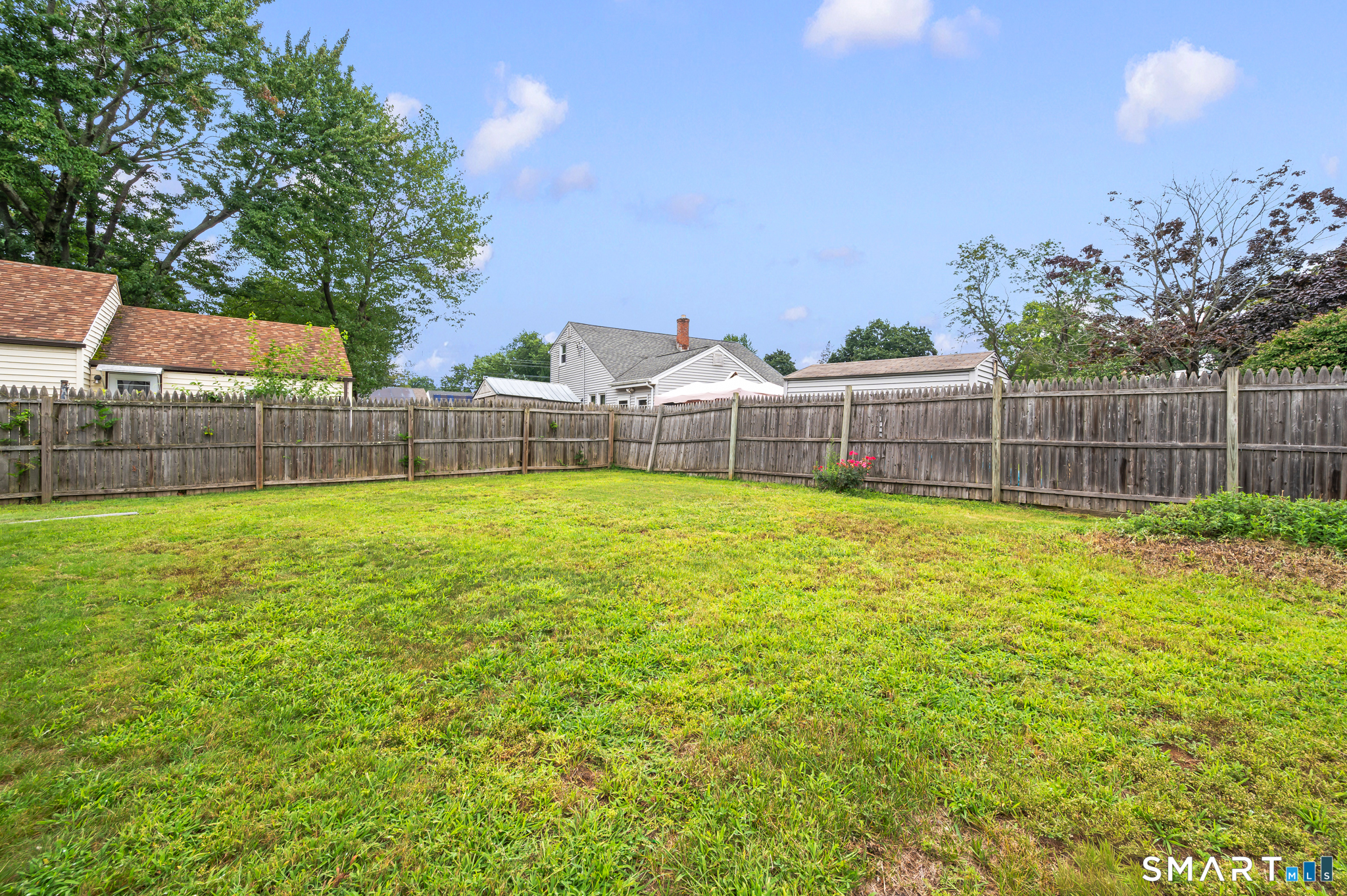 80 Suffolk Drive Property Photo 22
