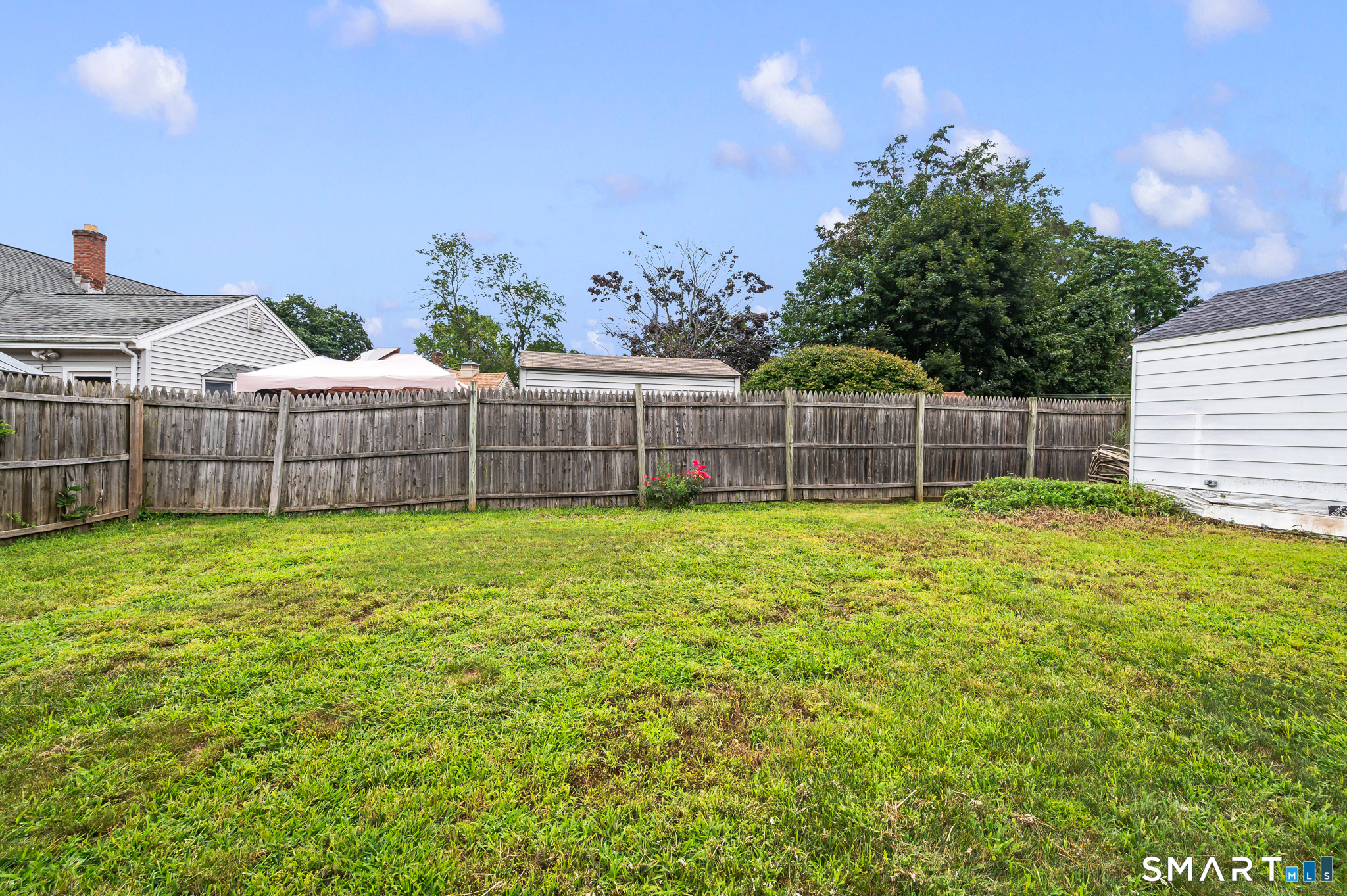 80 Suffolk Drive Property Photo 23