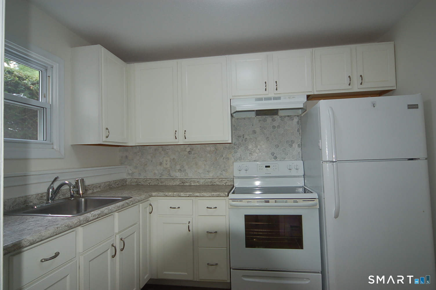 470 Danbury 7 Road Property Photo 10