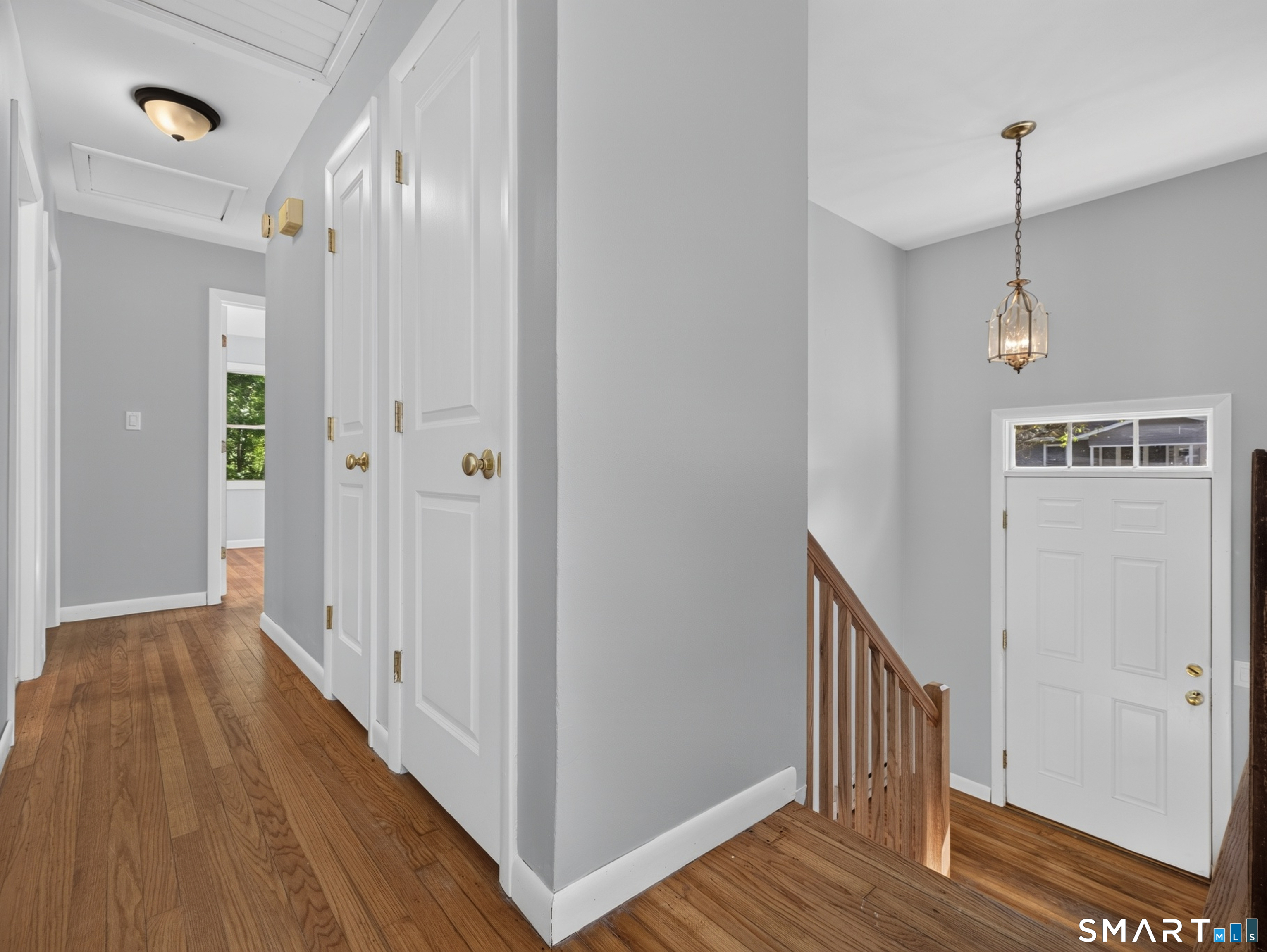 6 Hemlock Circle Property Photo 6