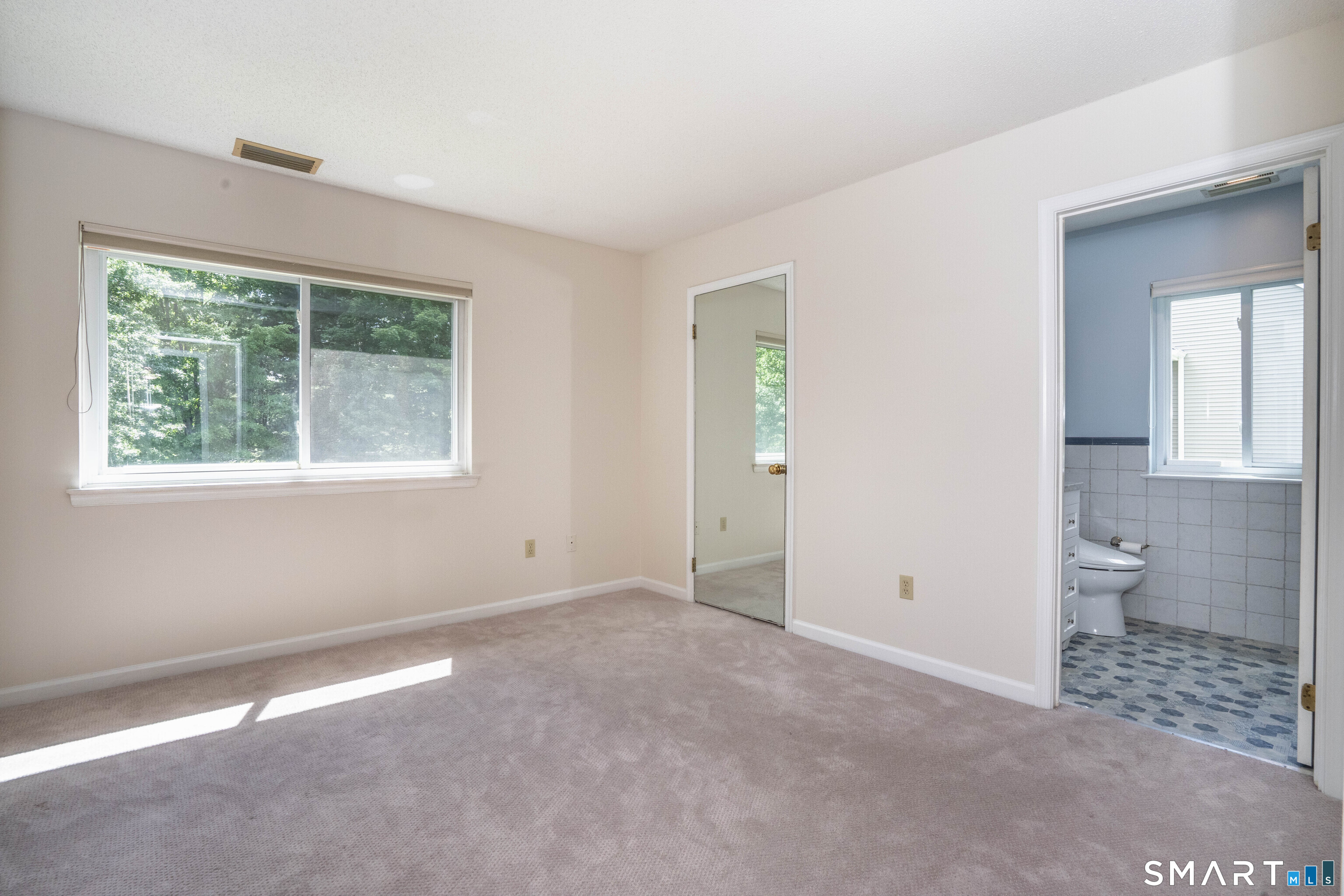 37 Reed 37 Court Property Photo 22