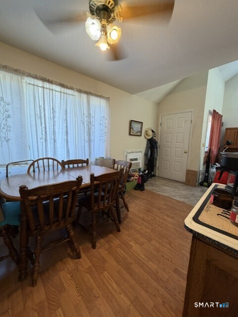 43 Twin Oaks 43 Property Photo 4