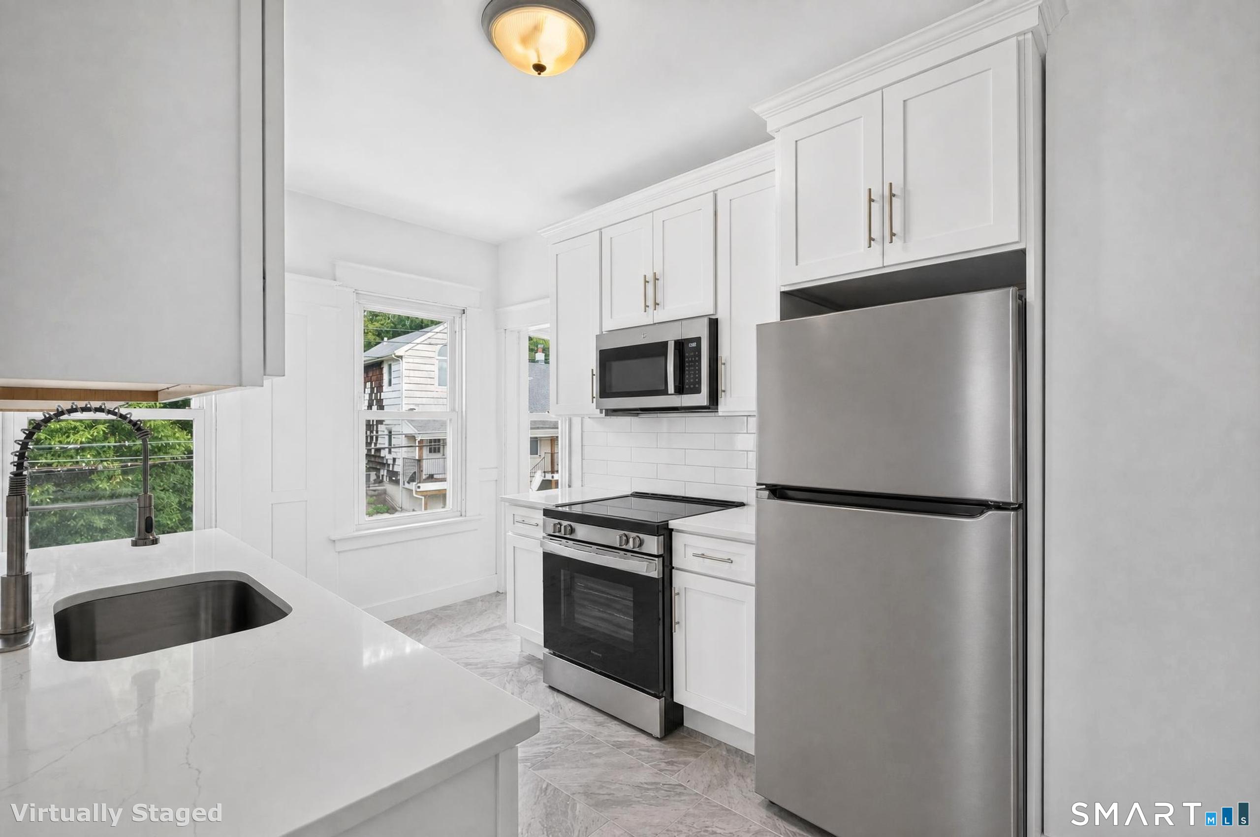 46-48 Tenth #46 Street Property Photo 12