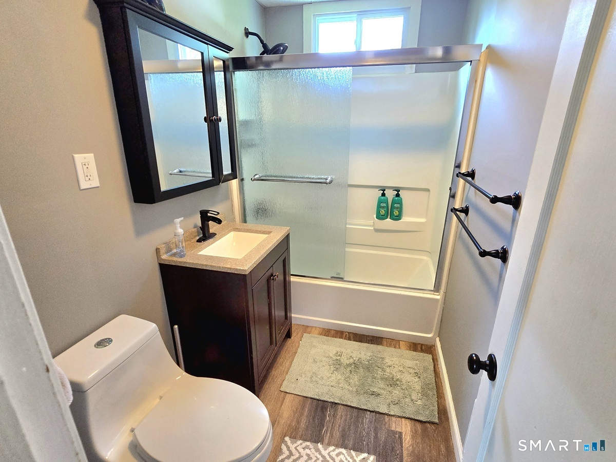 41 Hockanum Drive Property Photo 11